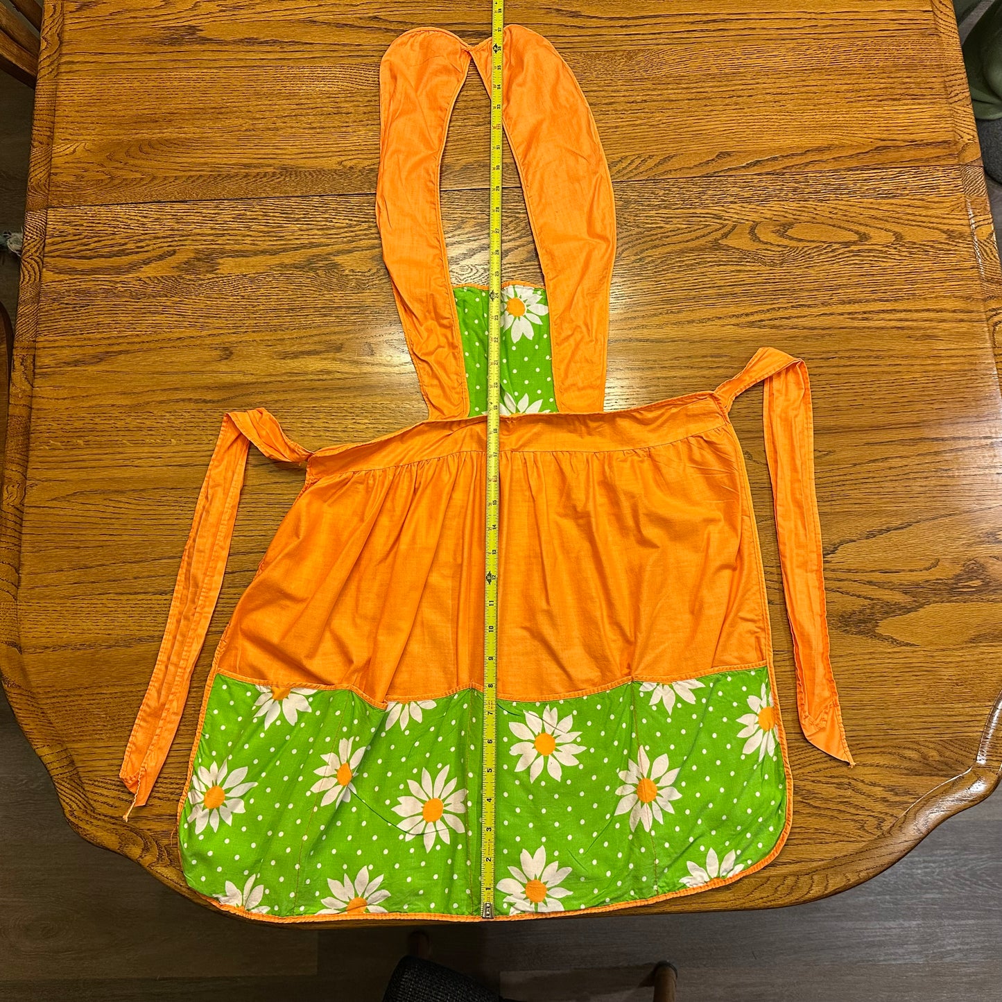 Aprons, Various Textiles, Lot of 4