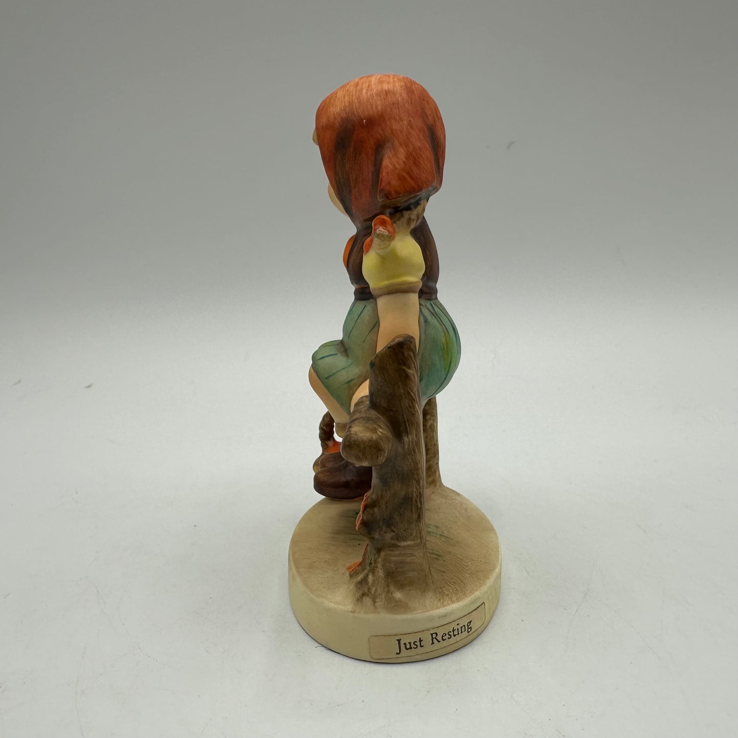 Goebel Hummel Figurine "Just Resting" TMK-4