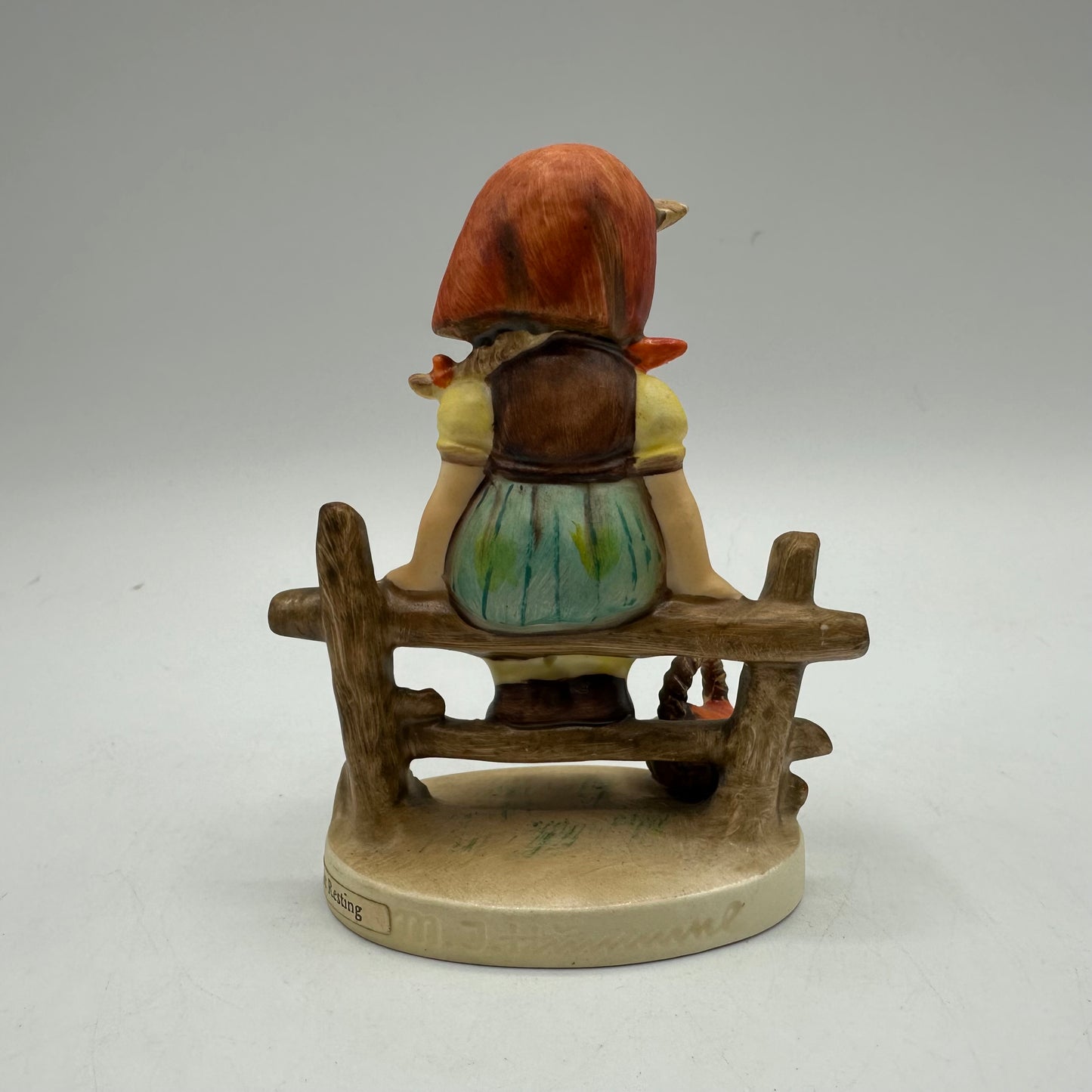 Goebel Hummel Figurine "Just Resting" TMK-4