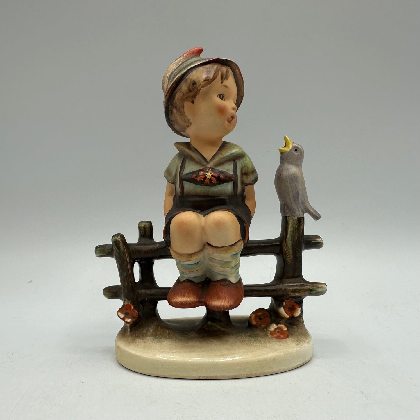 Goebel Hummel Figurine "Wayside Harmony" TMK-2 Full Bee Impressed