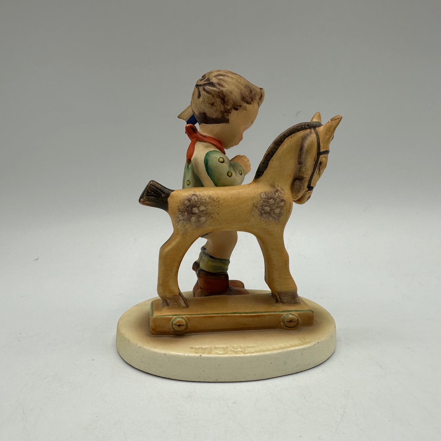 Goebel Hummel Figurine "Prayer Before Battle"  TMK-2 Full Bee