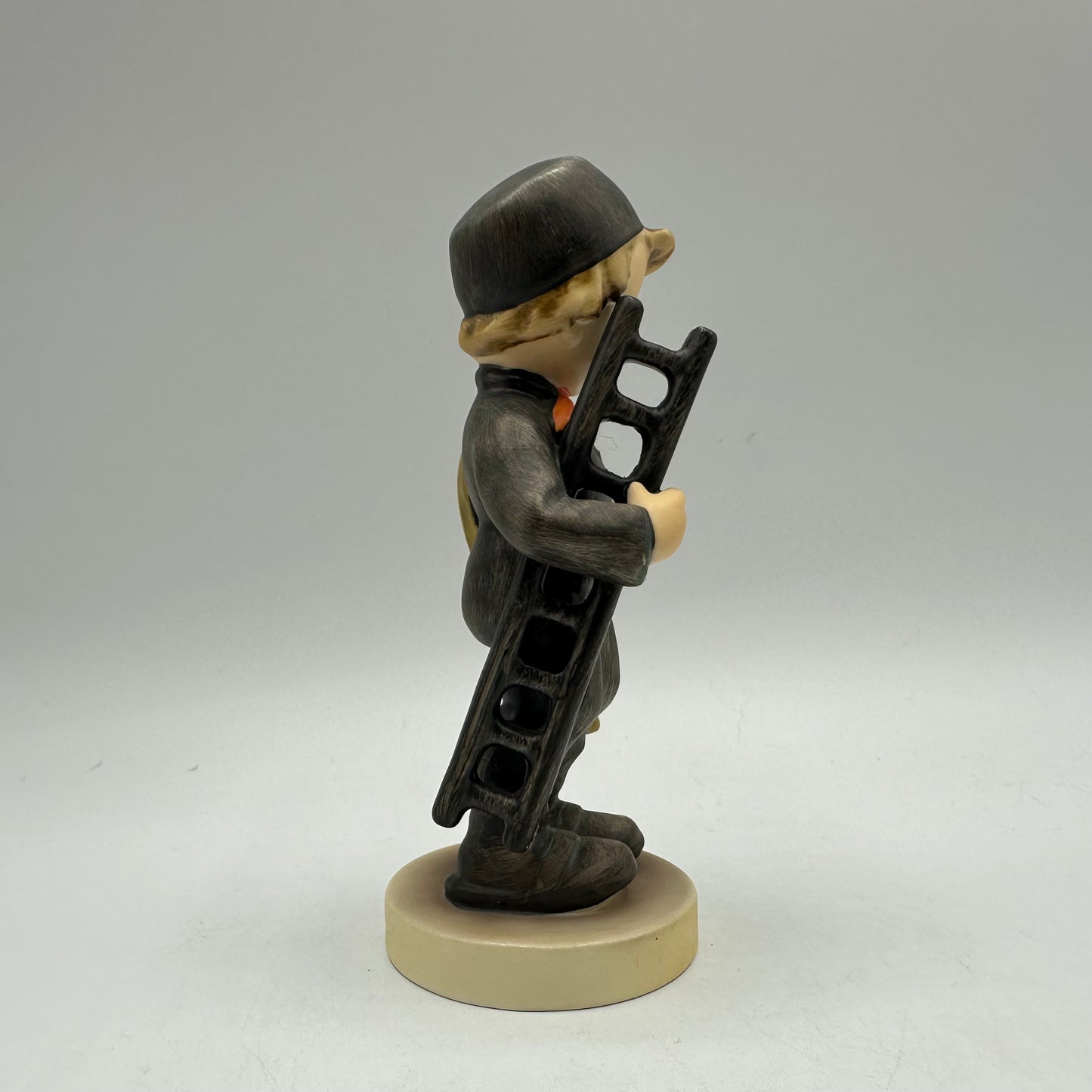 Goebel Hummel Figurine " Chimney Sweep" 5.5" TMK-3