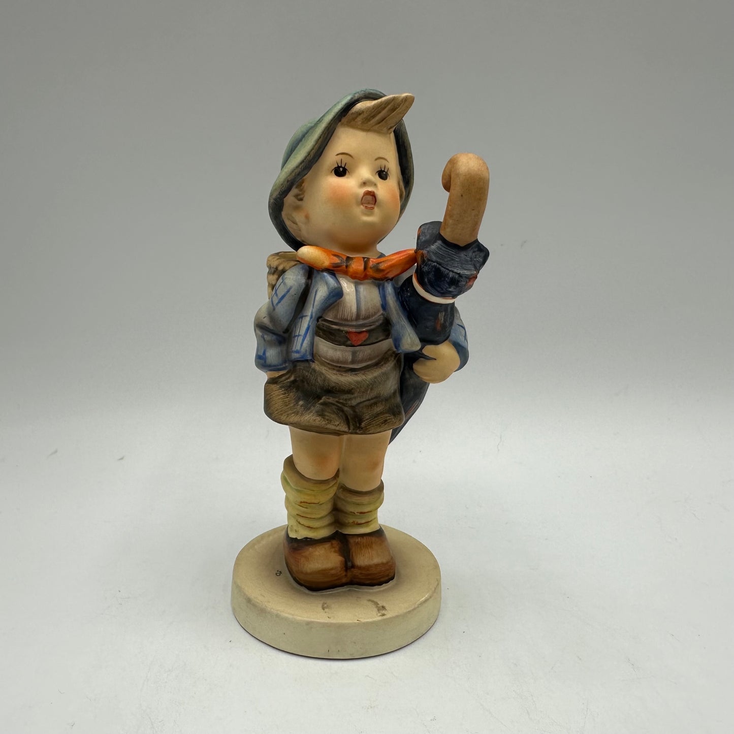 Goebel Hummel Figurine "Home From Market" TMK-3