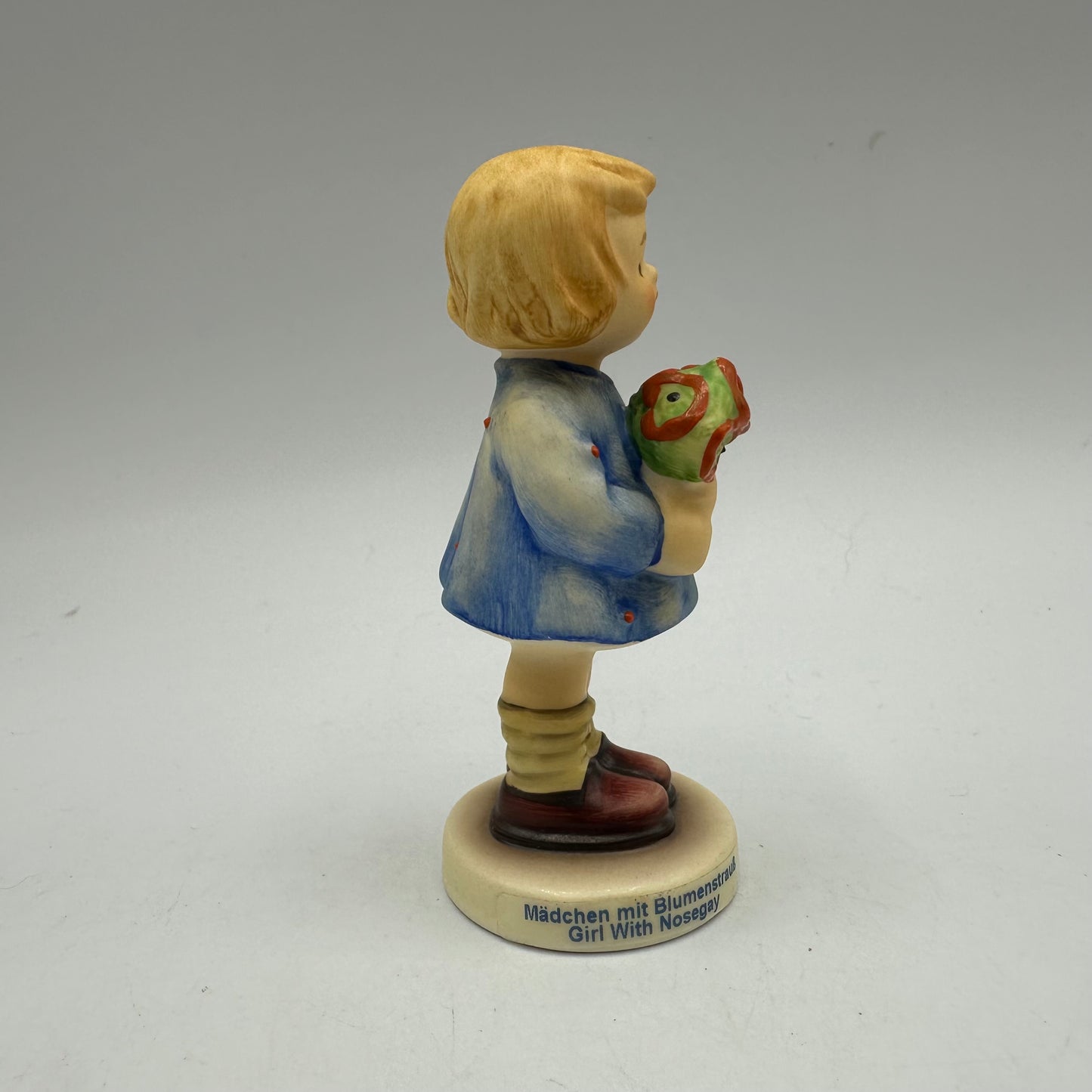 Goebel Hummel Figurine " Girl With Nosegay" TMK-8  3.5"