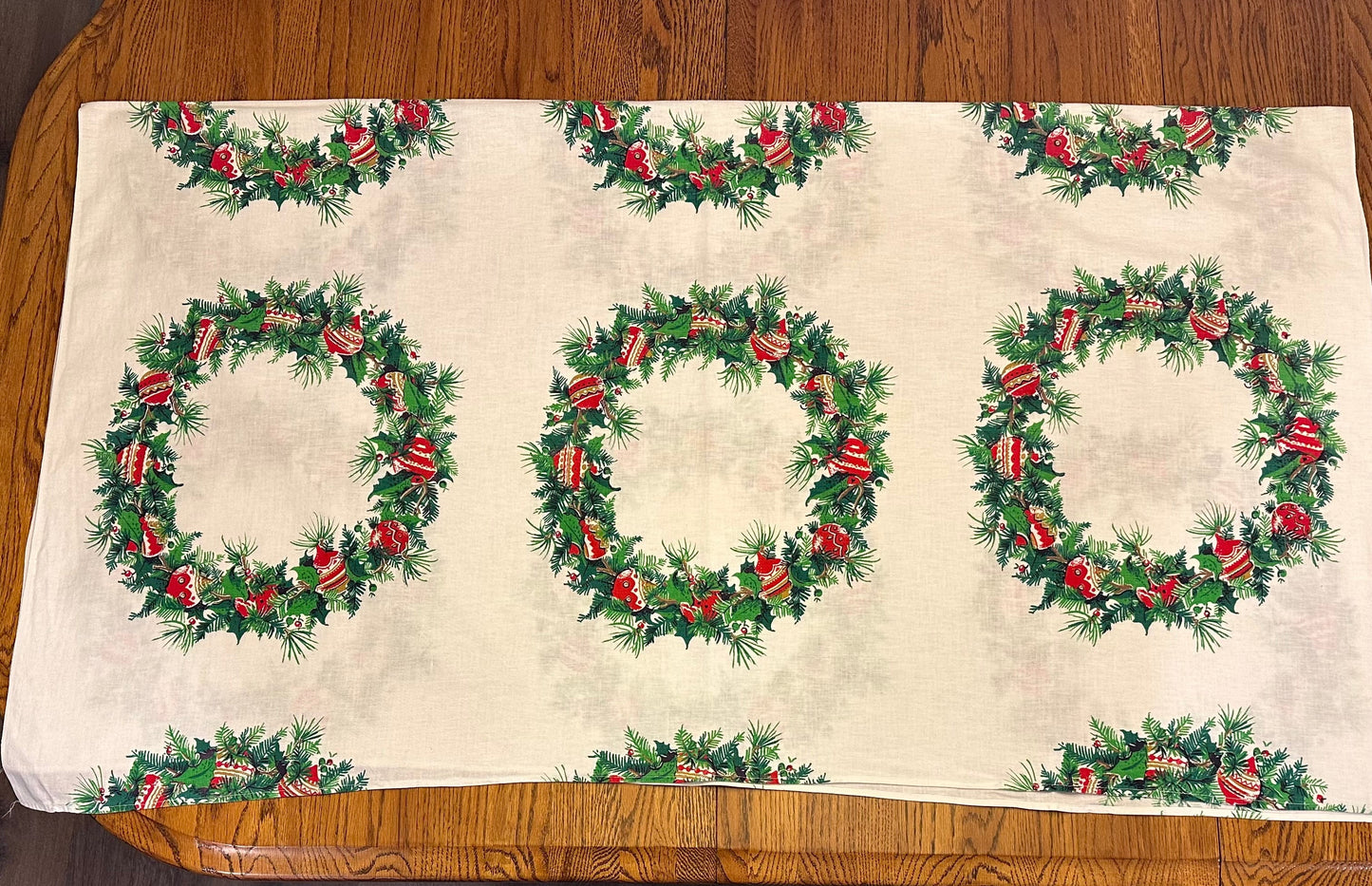 Christmas Wreaths Tablecloth, 57 X 51 Light Stains