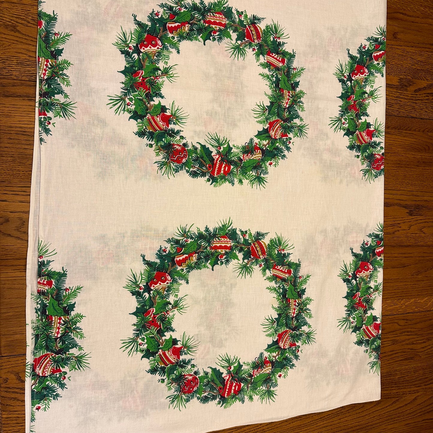 Christmas Wreaths Tablecloth, 57 X 51 Light Stains