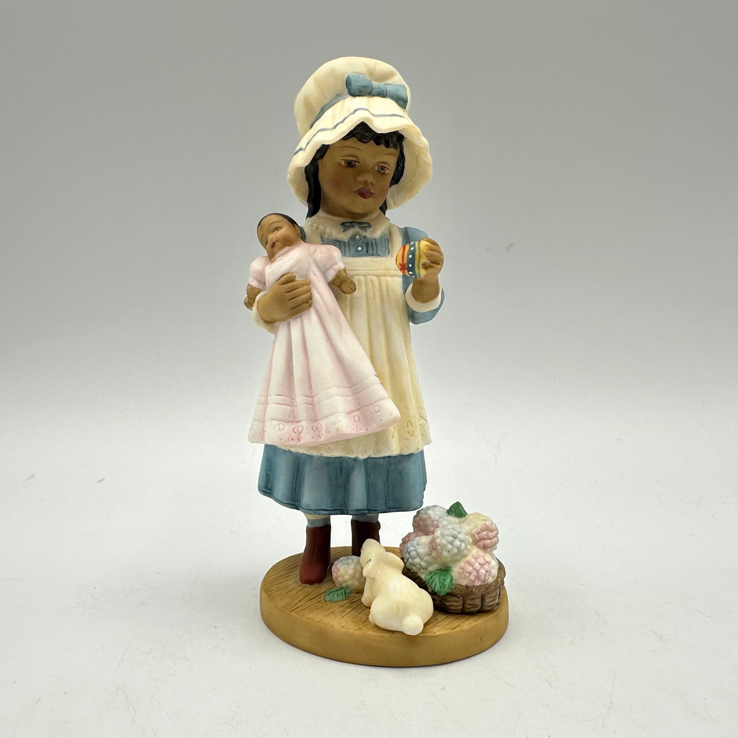 Jan Hagara Figurine "Blossom" #S20618