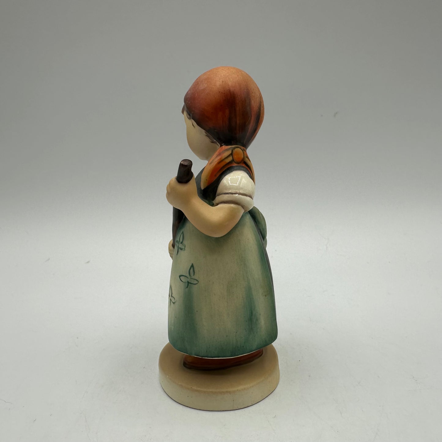 Goebel Hummel Figurine "Little Sweeper" TMK-2 Full Bee