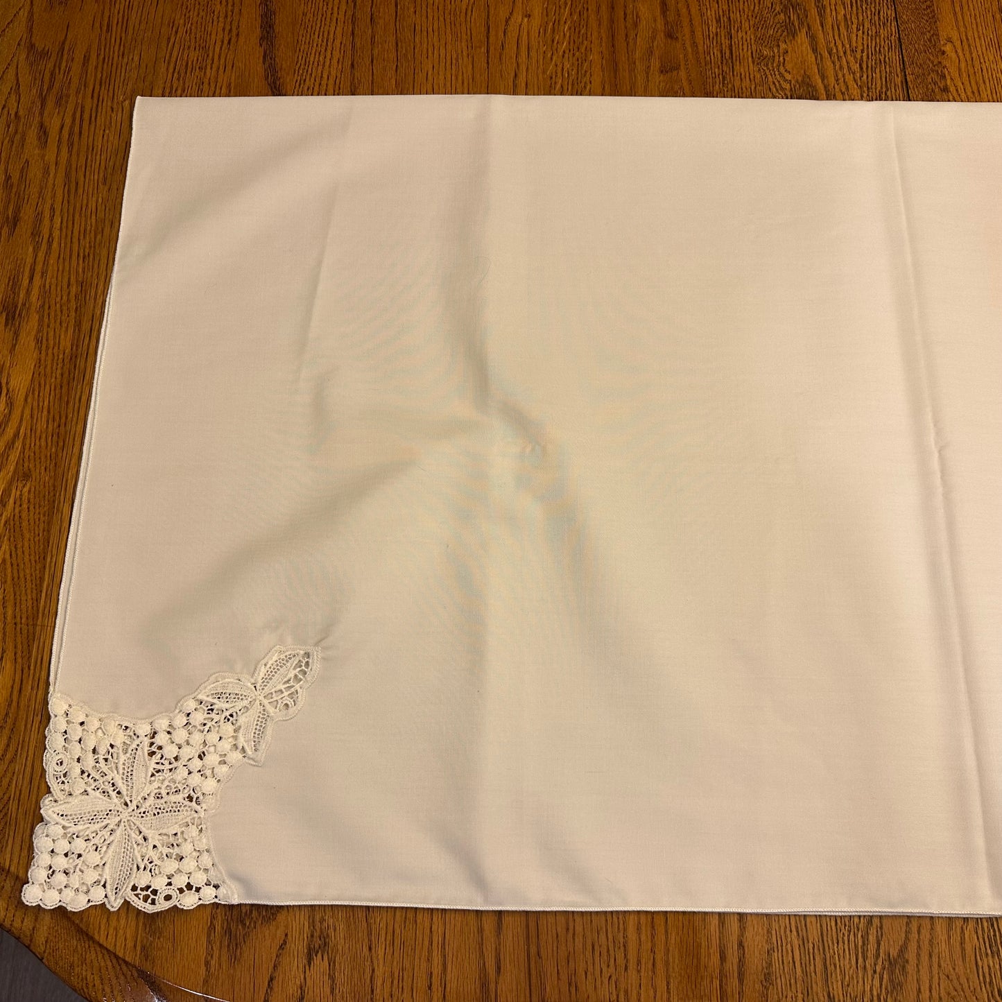Ecru Tablecloth with Decorative Corners, 44 X 45