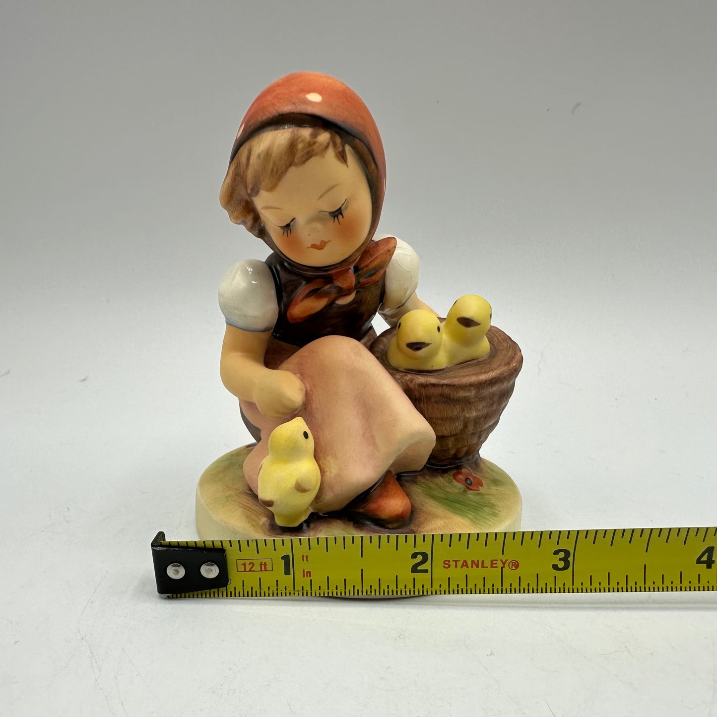 Goebel Hummel Figurine "Chick Girl" TMK-5