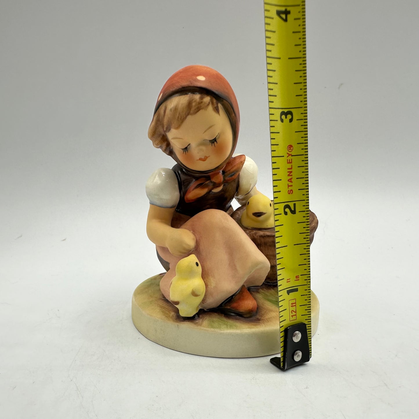 Goebel Hummel Figurine "Chick Girl" TMK-5