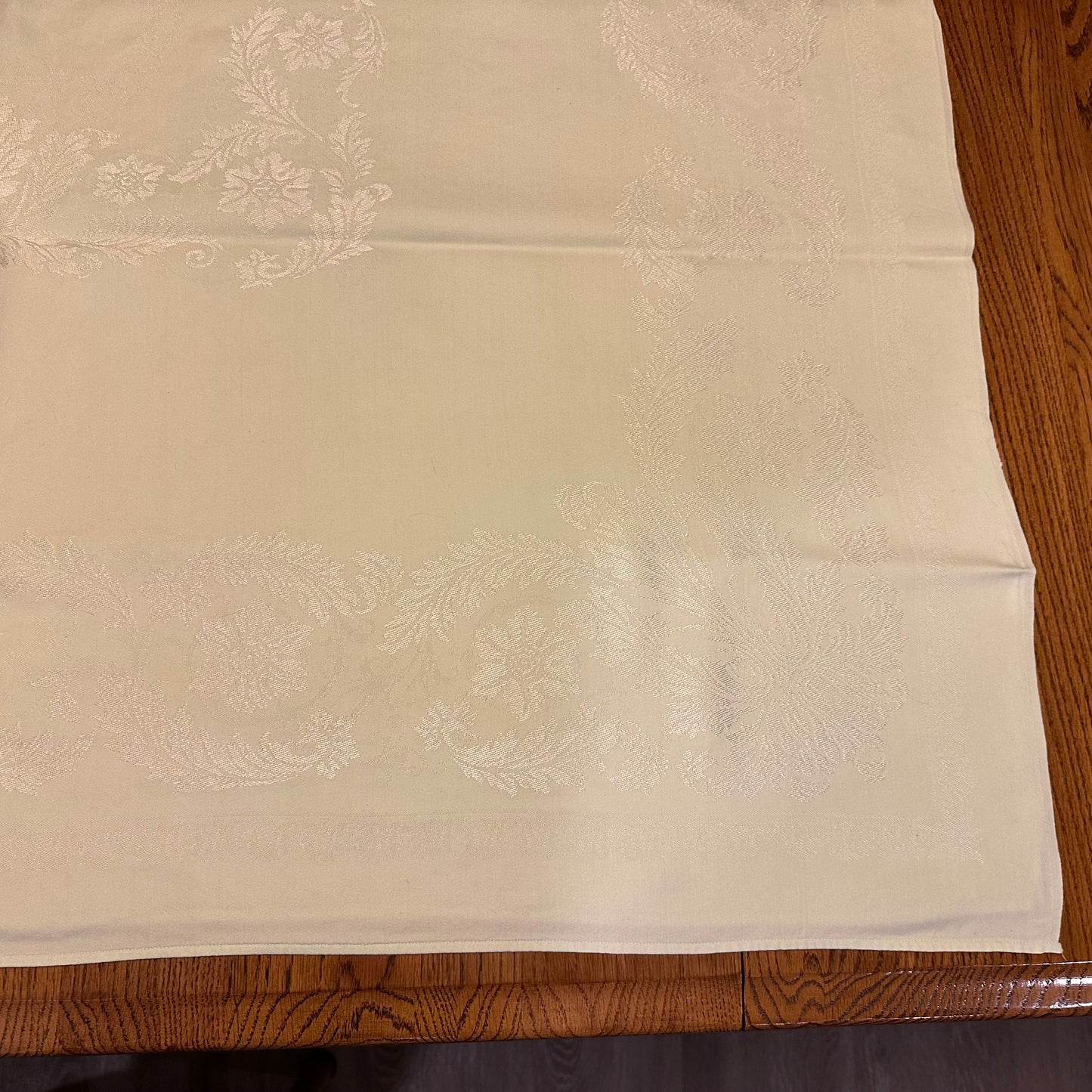 Light Green Damask Tablecloth, 53 X 70