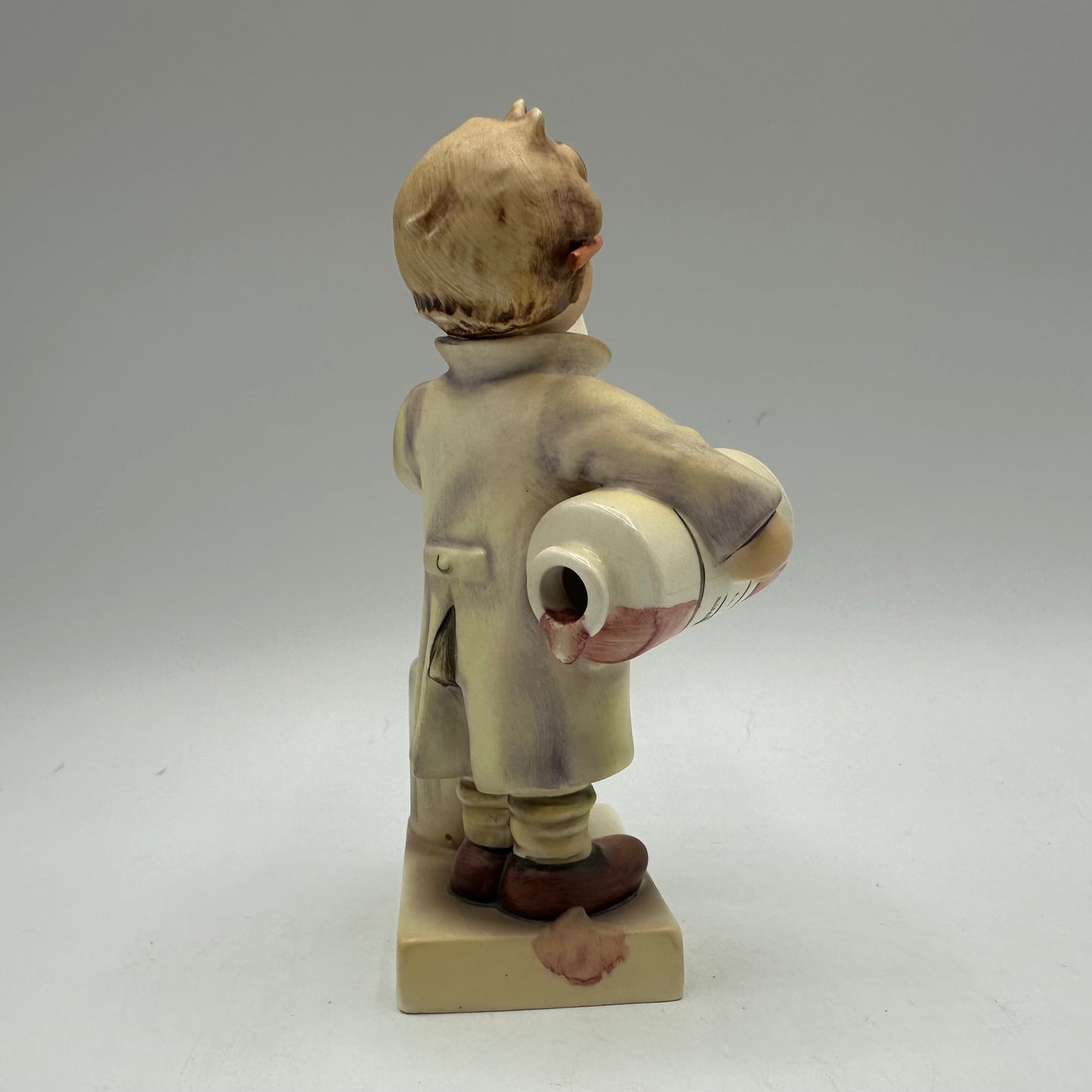 Goebel Hummel Figurine "Little Pharmacist"  TMK-4