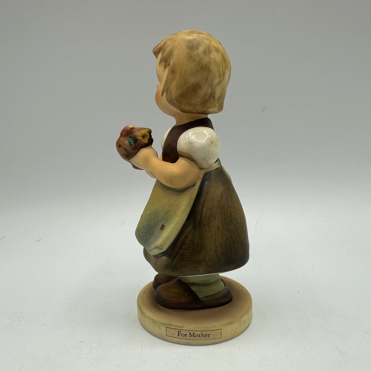 Goebel Hummel Figurine "For Mother" TMK-5