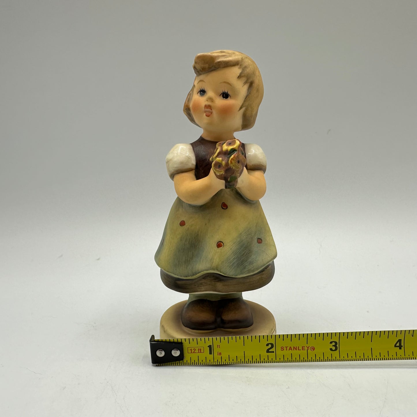 Goebel Hummel Figurine "For Mother" TMK-5