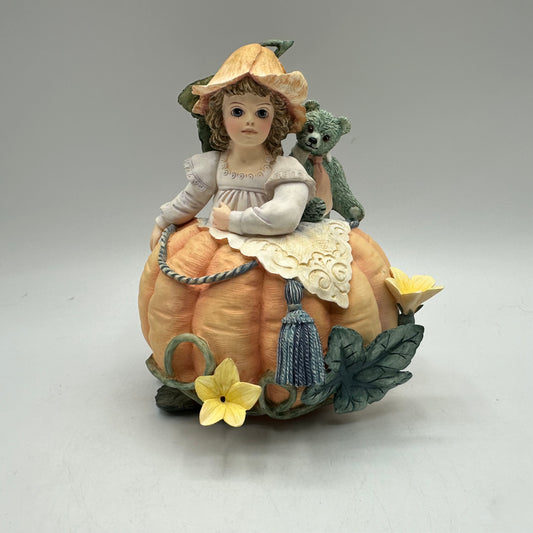 Jan Hagara Figurine "Kayla" Make Believe Series Autographed