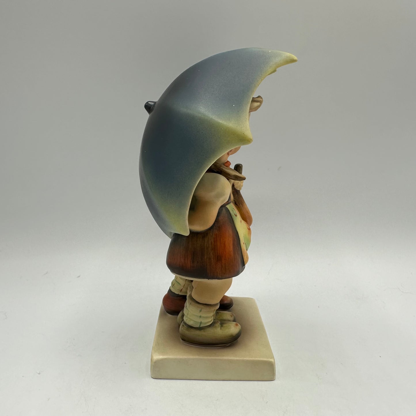 Goebel Hummel Figurine "Stormy Weather" TMK-2 Full Bee