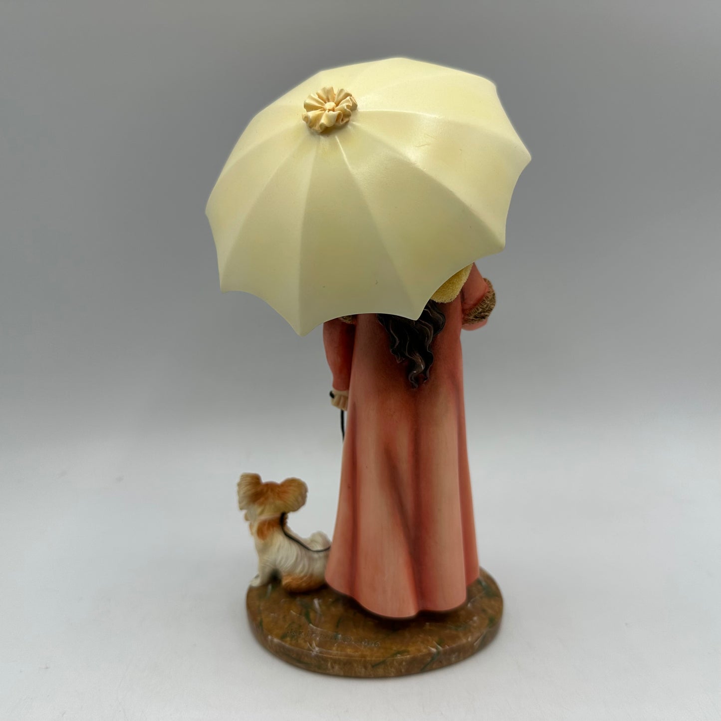 Jan Hagara Figurine "Emma & Parasol" Final Edition