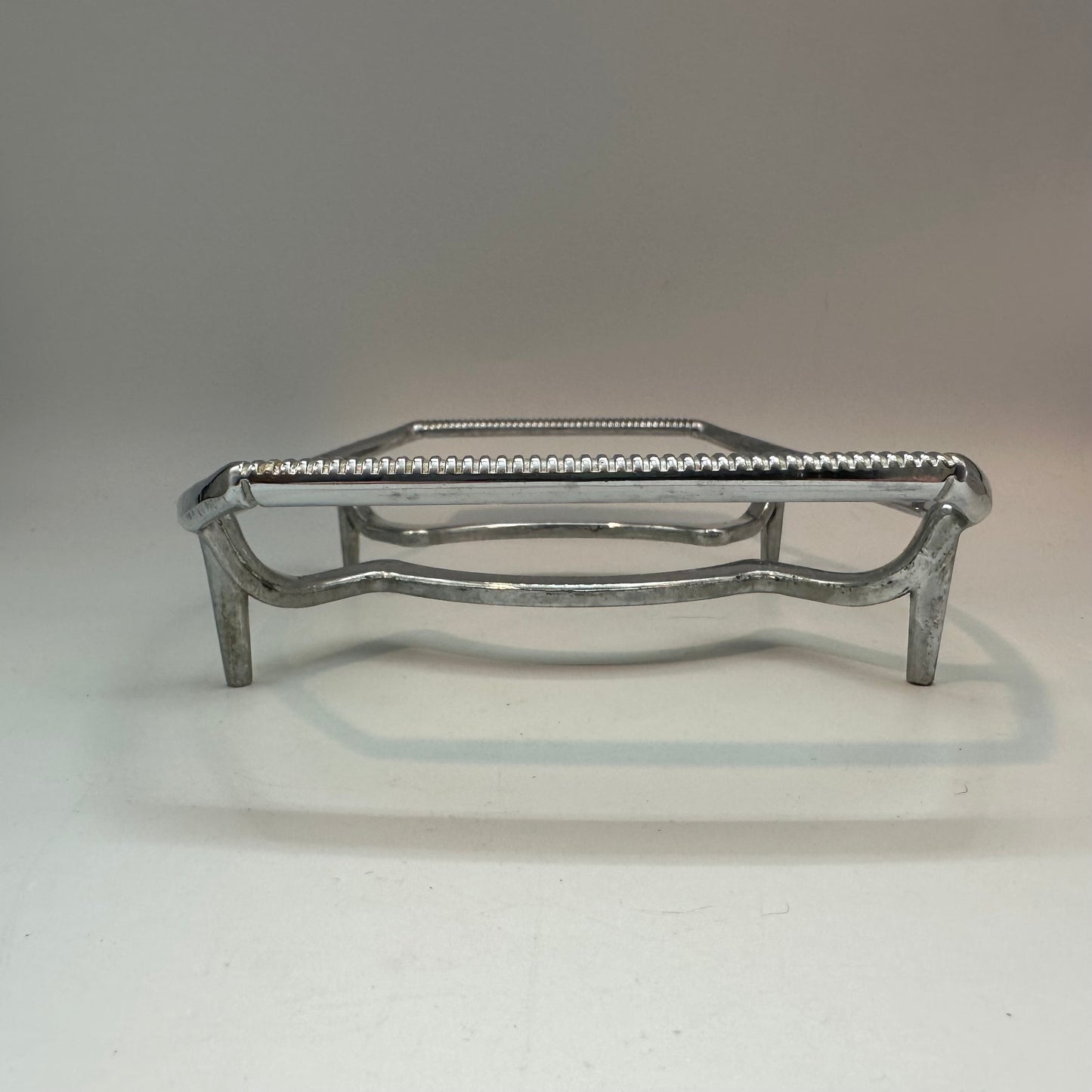 Corning ware P-11-M-1 Tivet/Casserole Holder