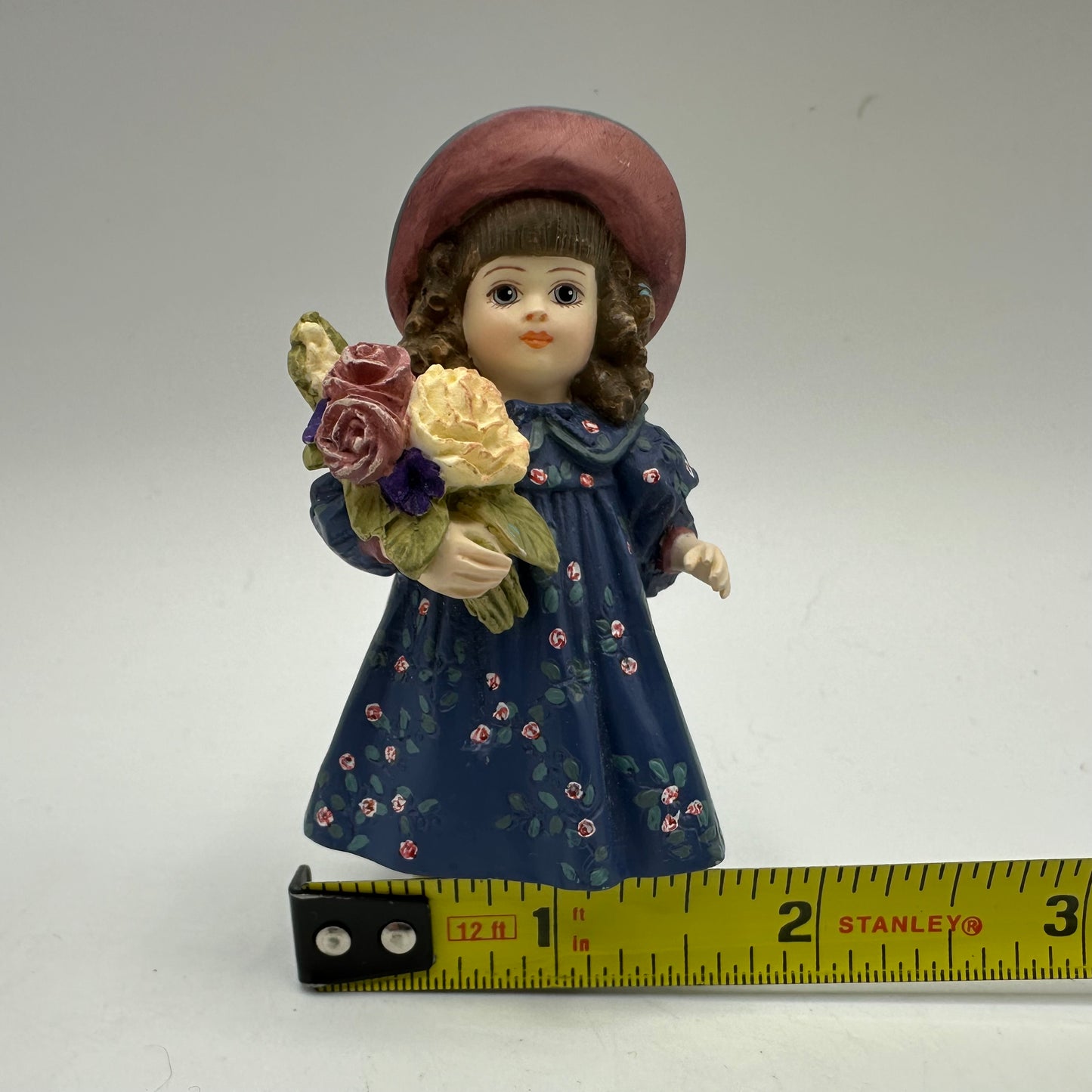 Jan Hagara Figurine "Ann Marie" M11378