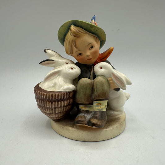 Goebel Hummel Figurine "Playmates" TMK-2 Full Bee