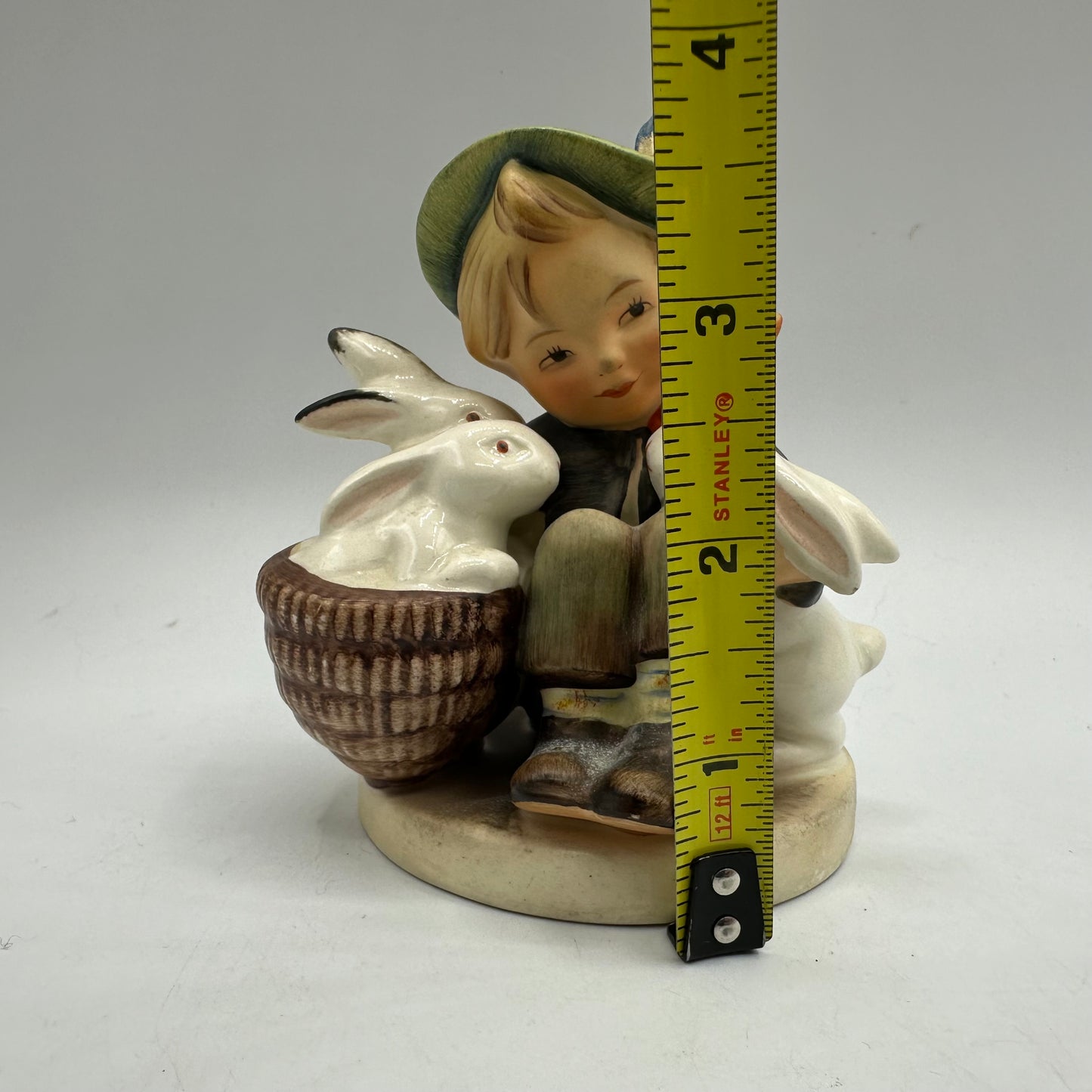 Goebel Hummel Figurine "Playmates" TMK-2 Full Bee