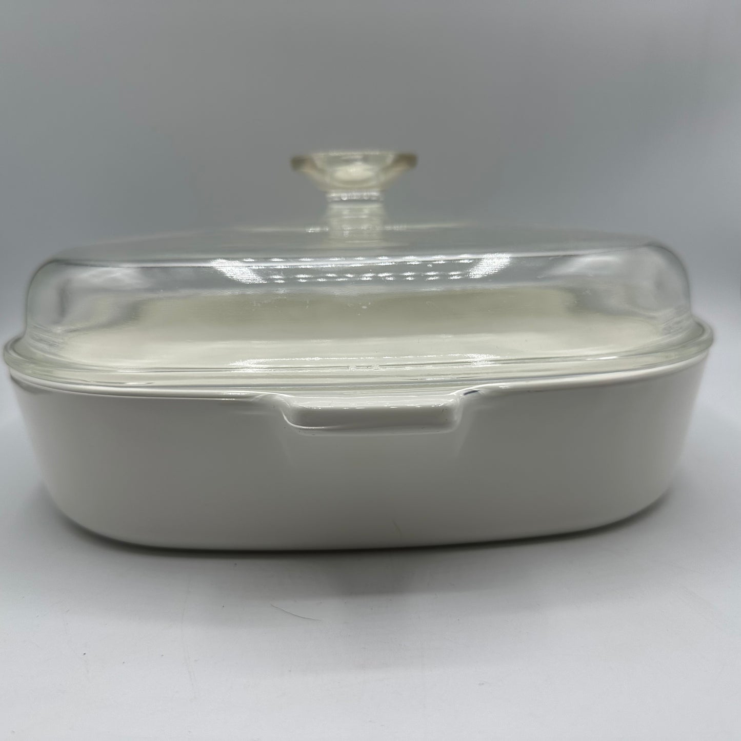 Corning Ware Black Trefoil Casserole Dish with Lid, 10"