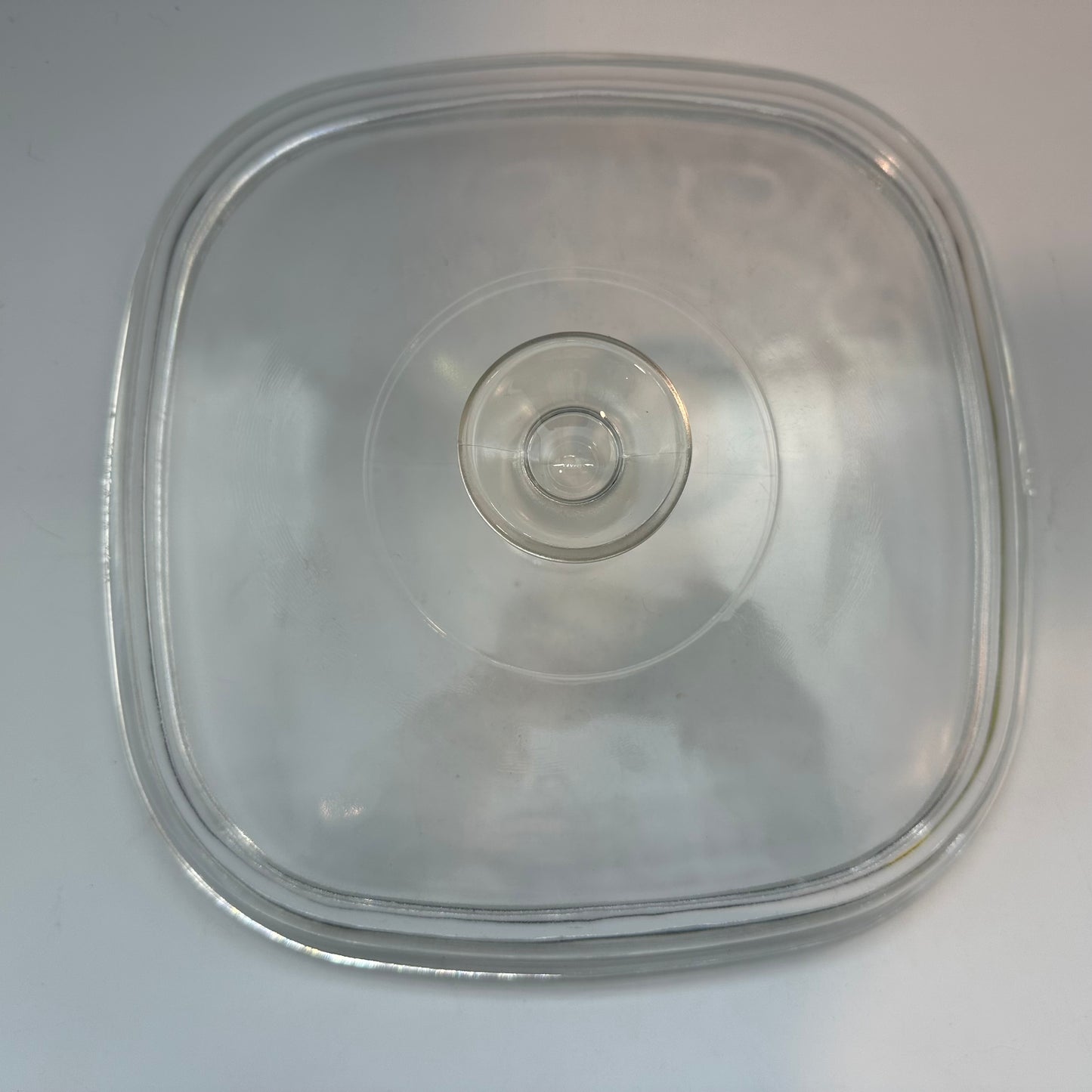 Corning Ware Black Trefoil Casserole Dish with Lid, 10"