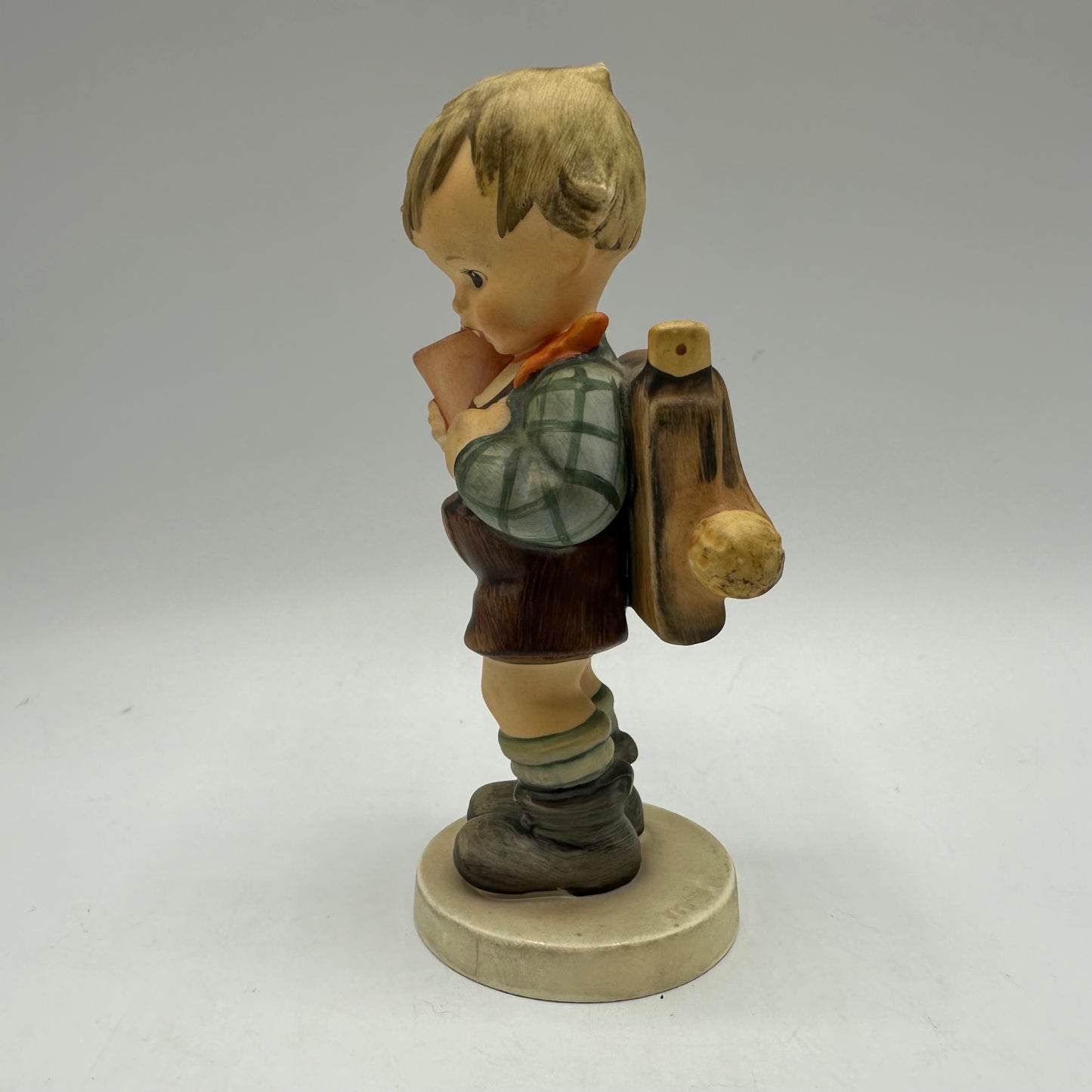 Goebel Hummel Figurine "Little Scholar" 5.5" TMK-3