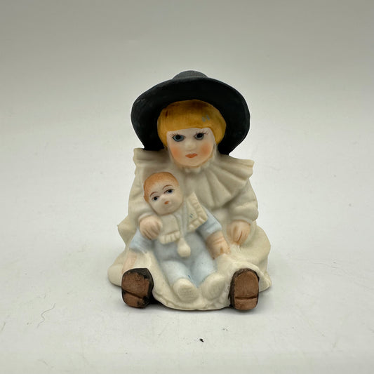 Jan Hagara Mini Figurine "Sharice & Lee" Porcelain