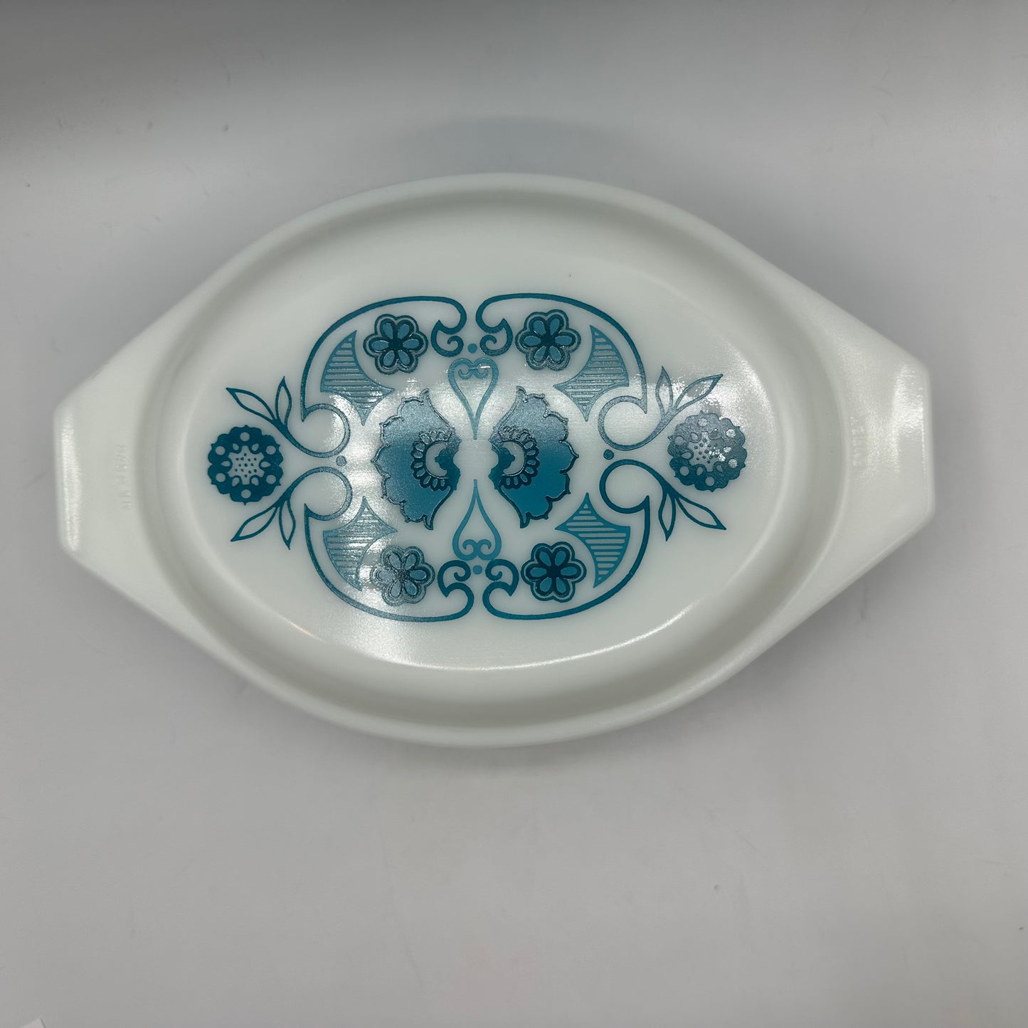Pyrex Blue Horizon 1.5 Qt 043 1970s