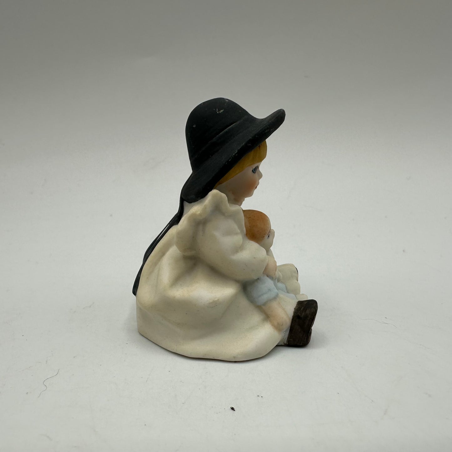 Jan Hagara Mini Figurine "Sharice & Lee" Porcelain