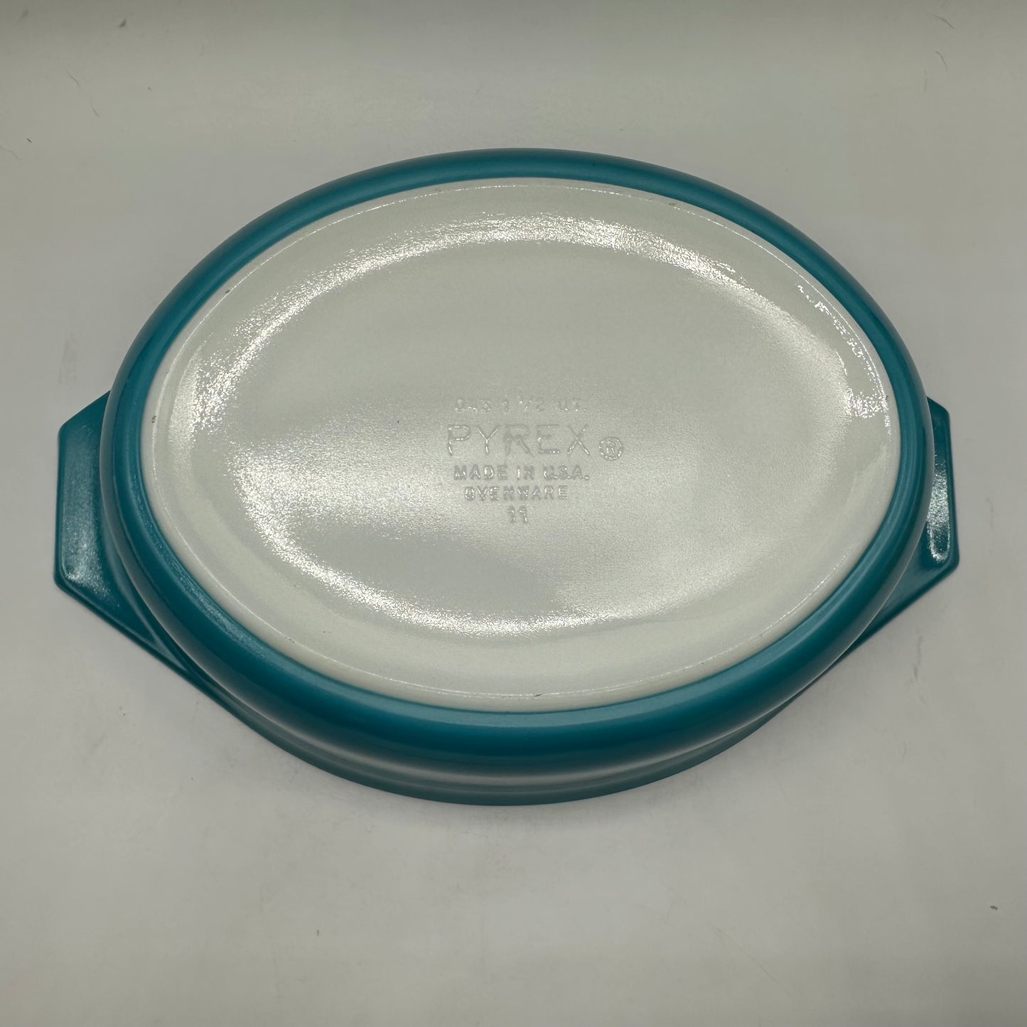 Pyrex Blue Horizon 1.5 Qt 043 1970s