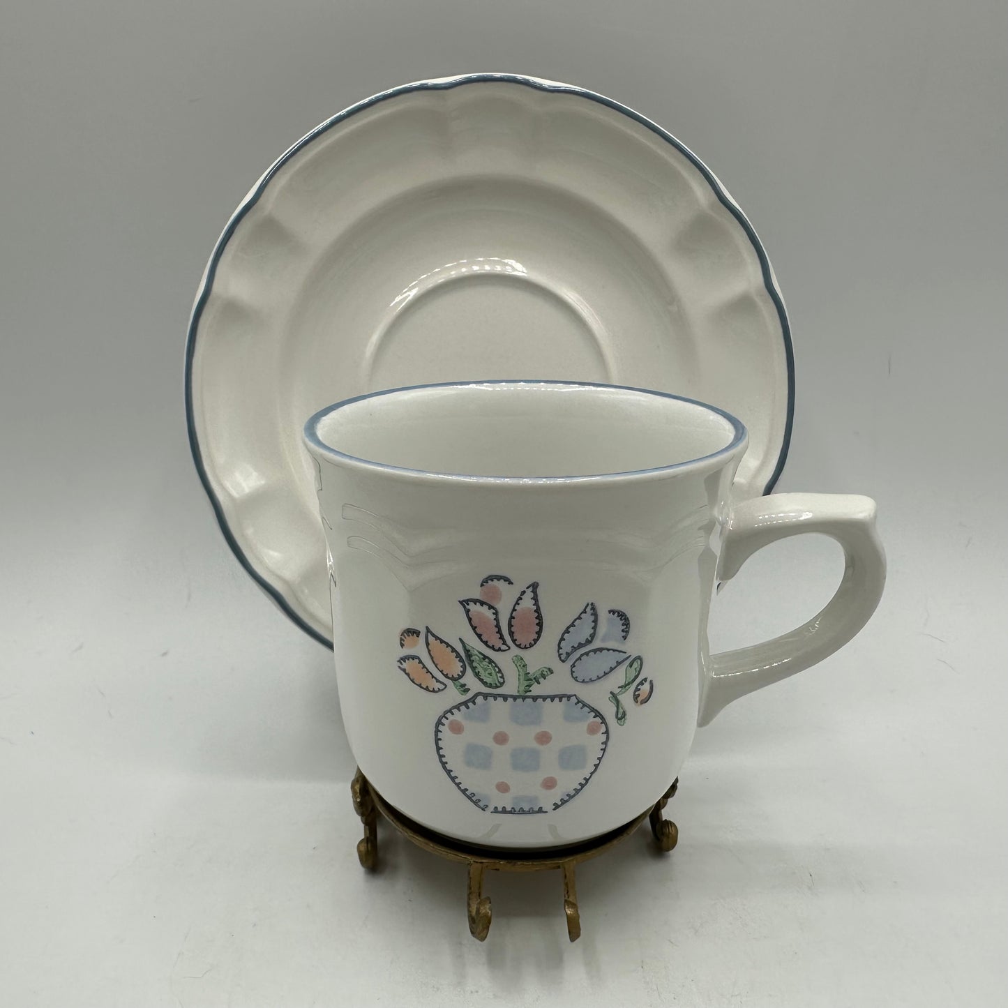American Tapestry Cups and Saucers, Set of 4