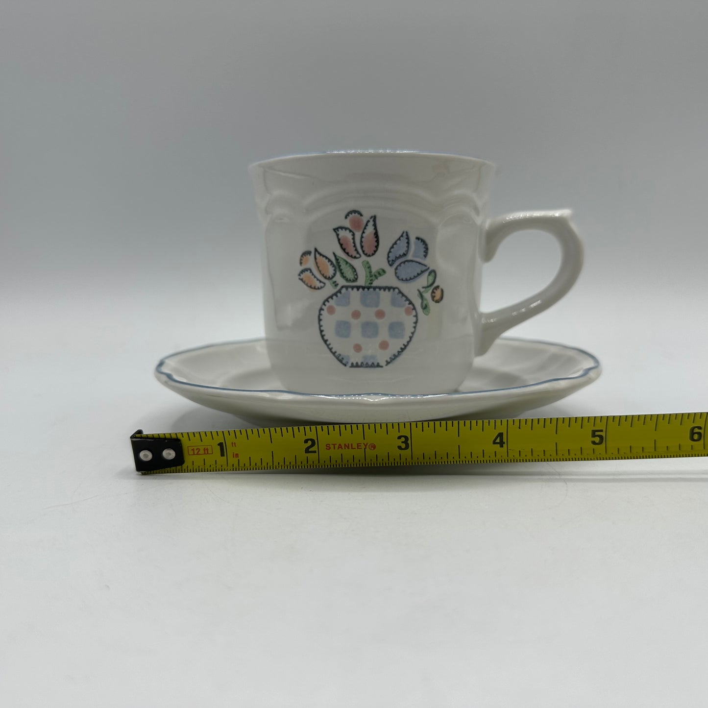 American Tapestry Cups and Saucers, Set of 4