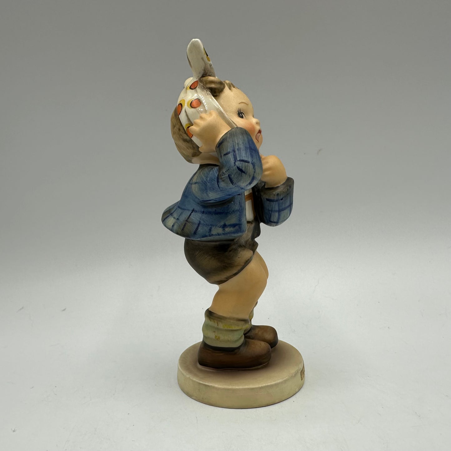 Goebel Hummel Figurine "Boy With Toothache" 5 1/2" TMK-6