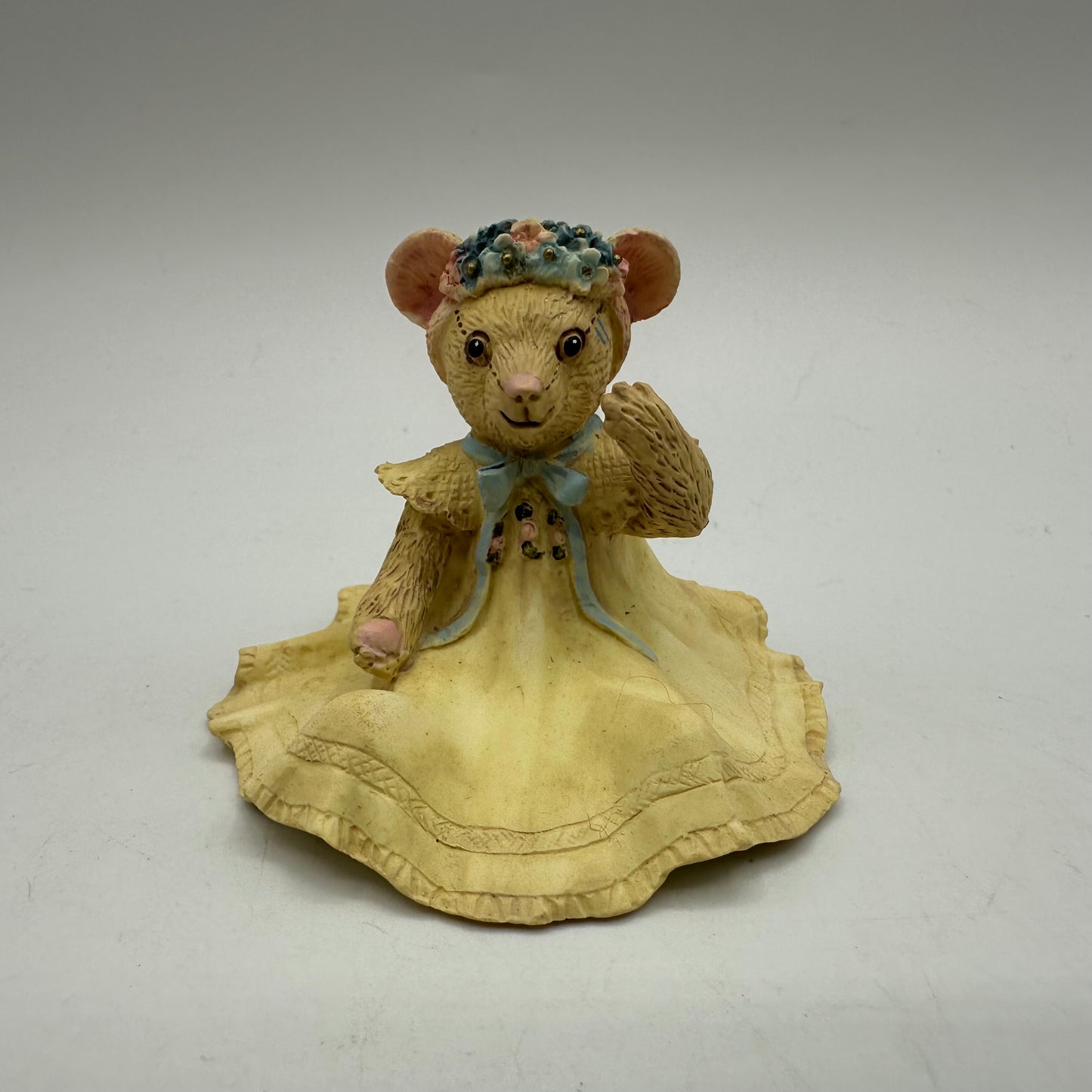 Jan Hagara Mini Figurine #C11374 "Bonnie's Bear"