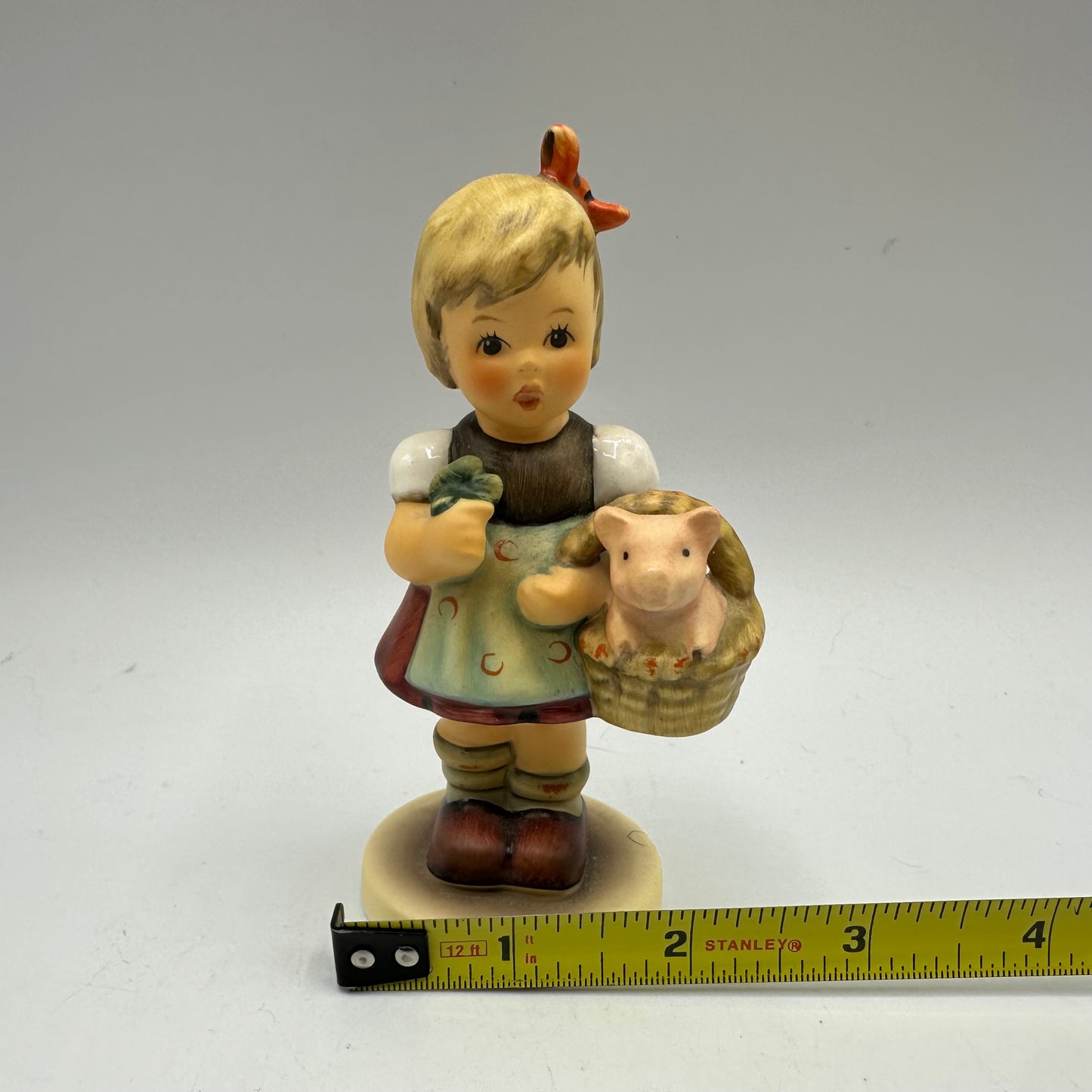 Goebel Hummel Figurine "Good Luck Charm" First Issue 2002