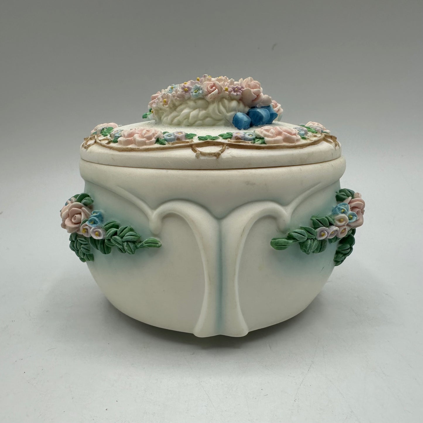 Hamilton Collection Dreamsicles Cuddle Up Trinket Music Box