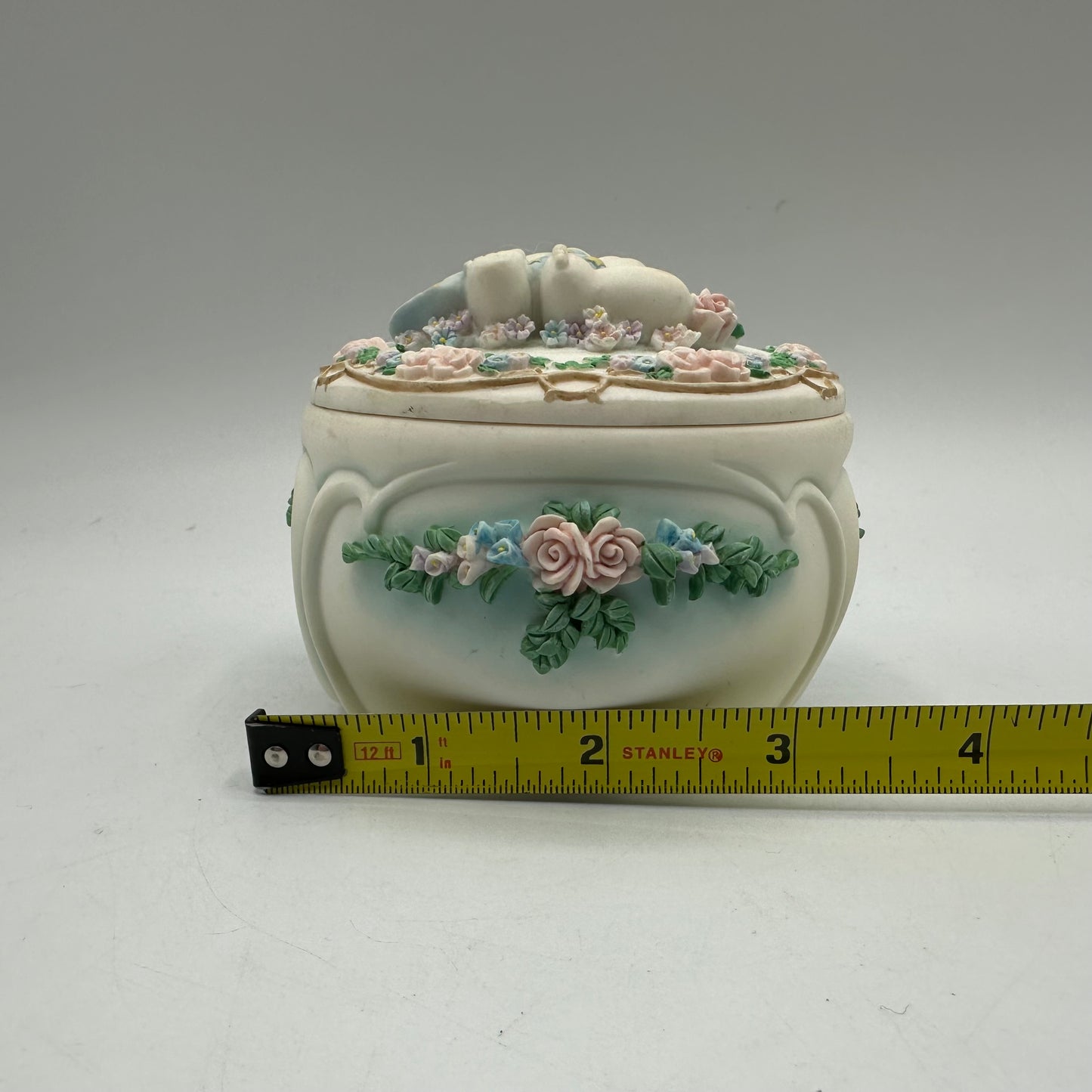 Hamilton Collection Dreamsicles Cuddle Up Trinket Music Box