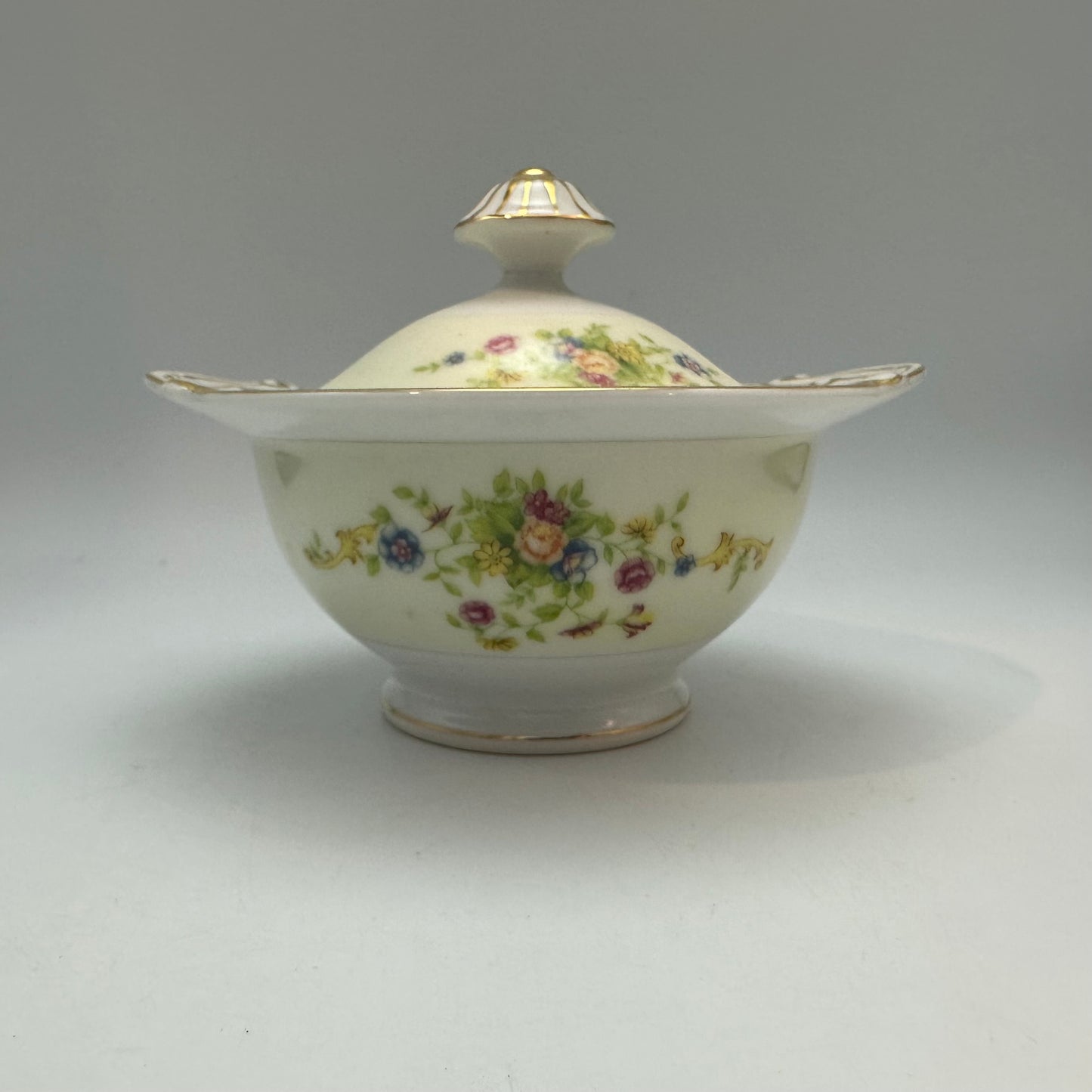 Yamaka China Sugar Bowl With Lid, YAM6 Pattern