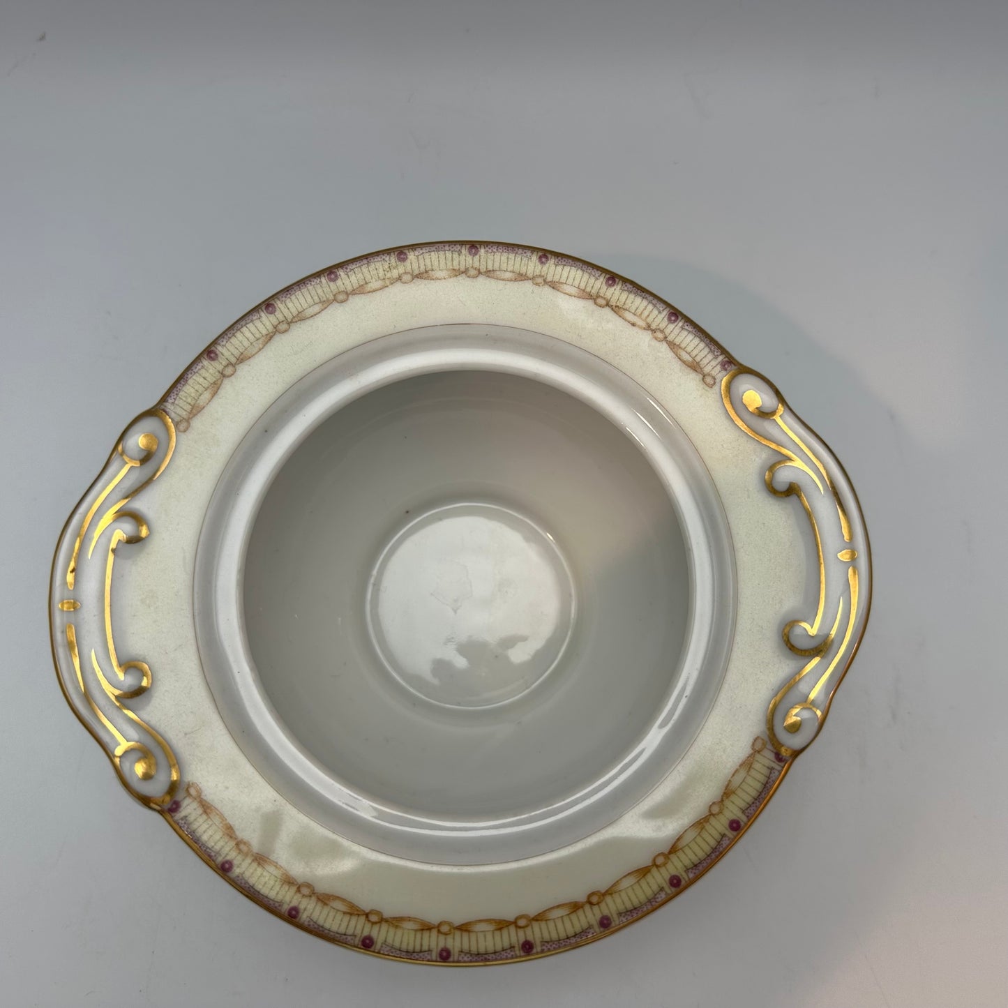 Yamaka China Sugar Bowl With Lid, YAM6 Pattern