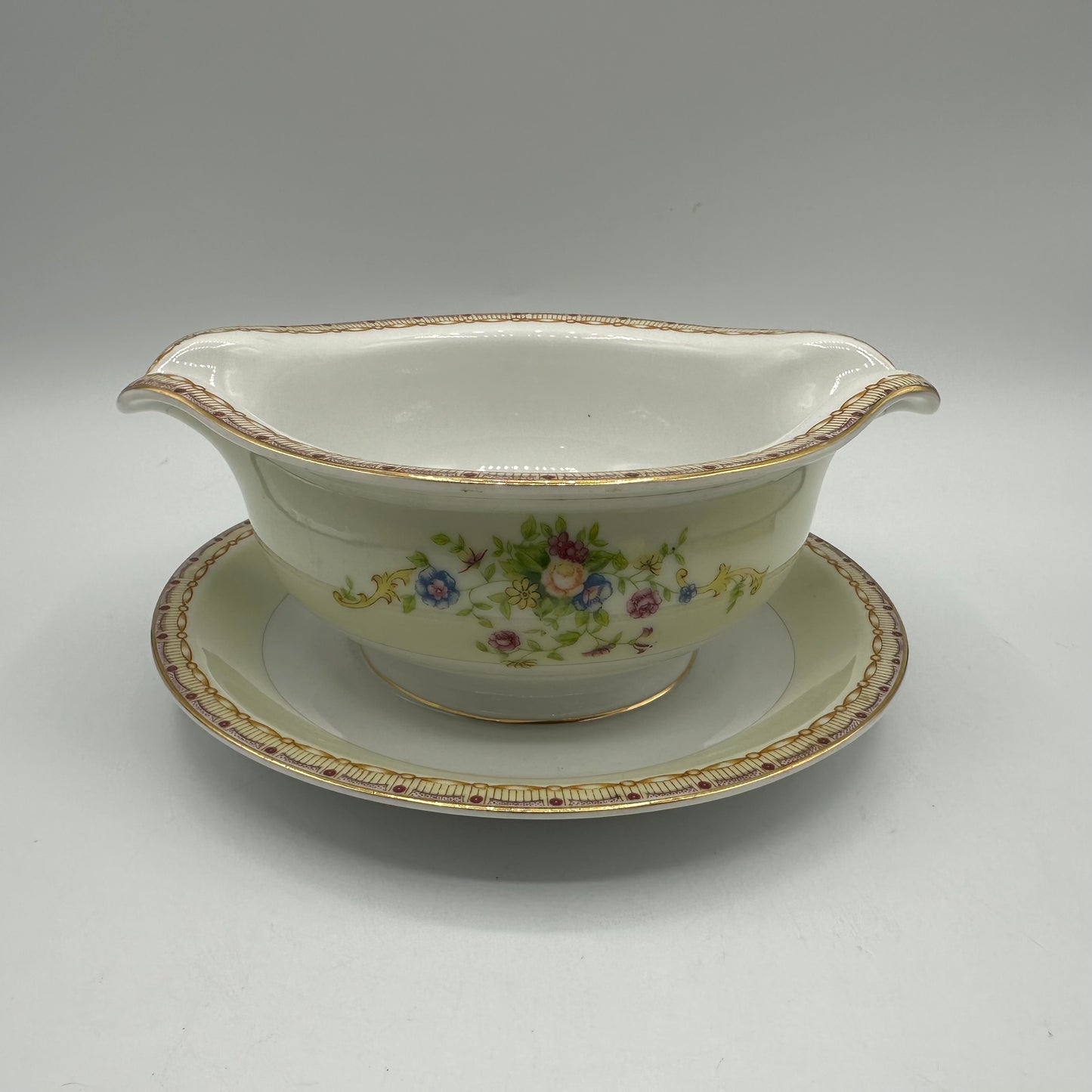 Yamaka China Gravy Boat with Attached Underplate, YAM6 Pattern