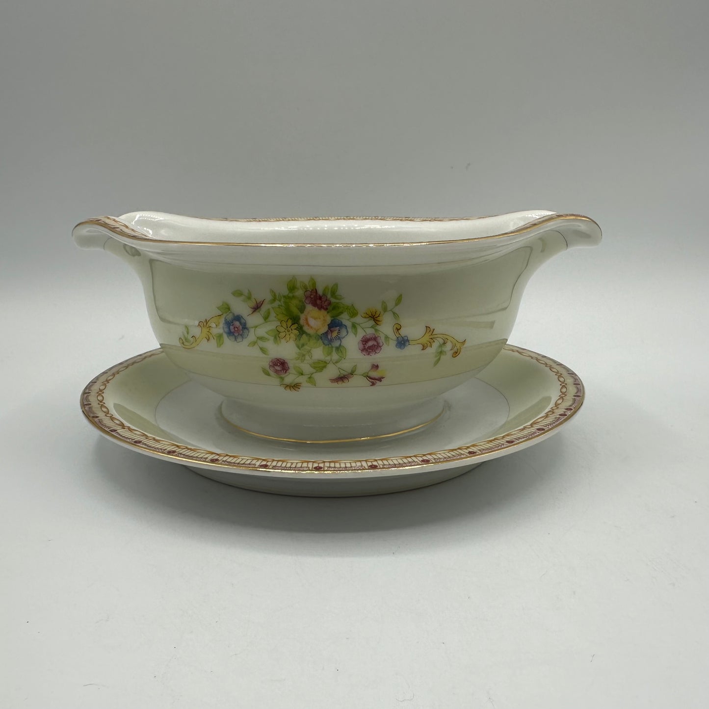 Yamaka China Gravy Boat with Attached Underplate, YAM6 Pattern