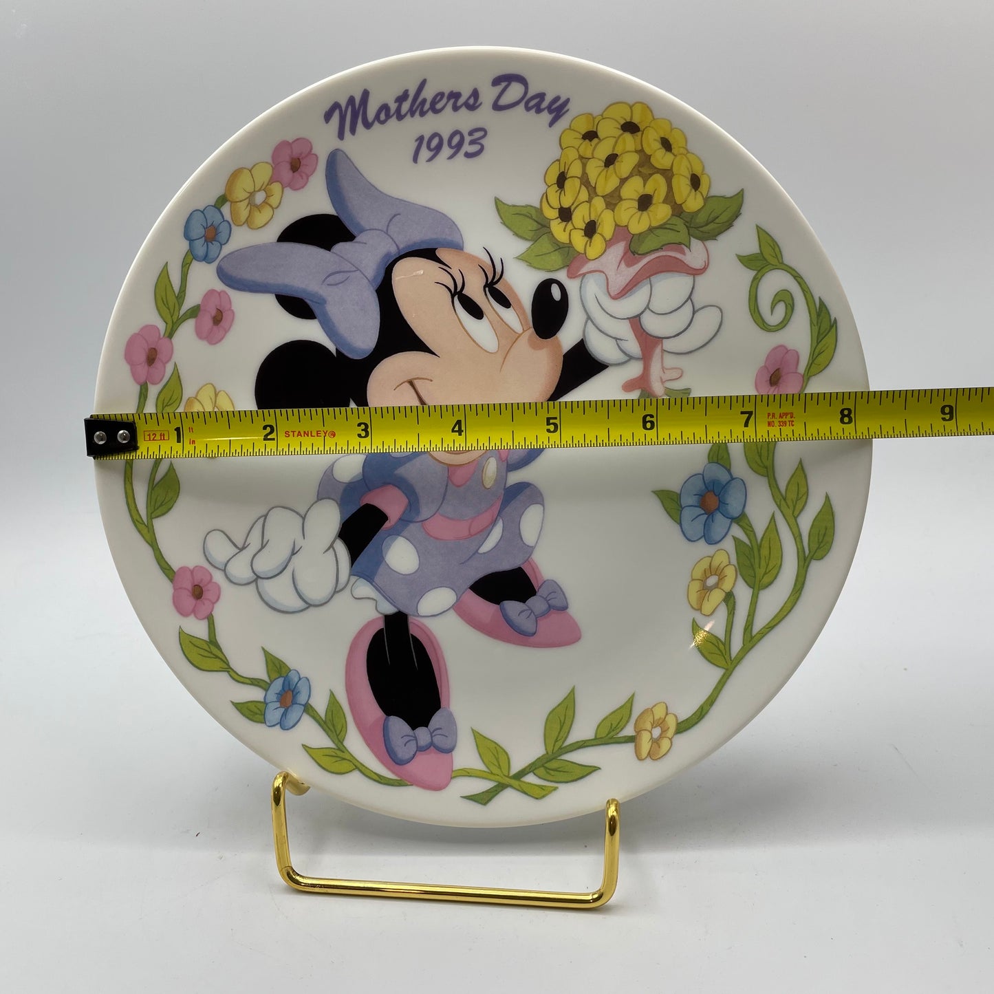 Grolier Mothers Day Collectors Plate, 1993, "Mother's Day Bouquet"