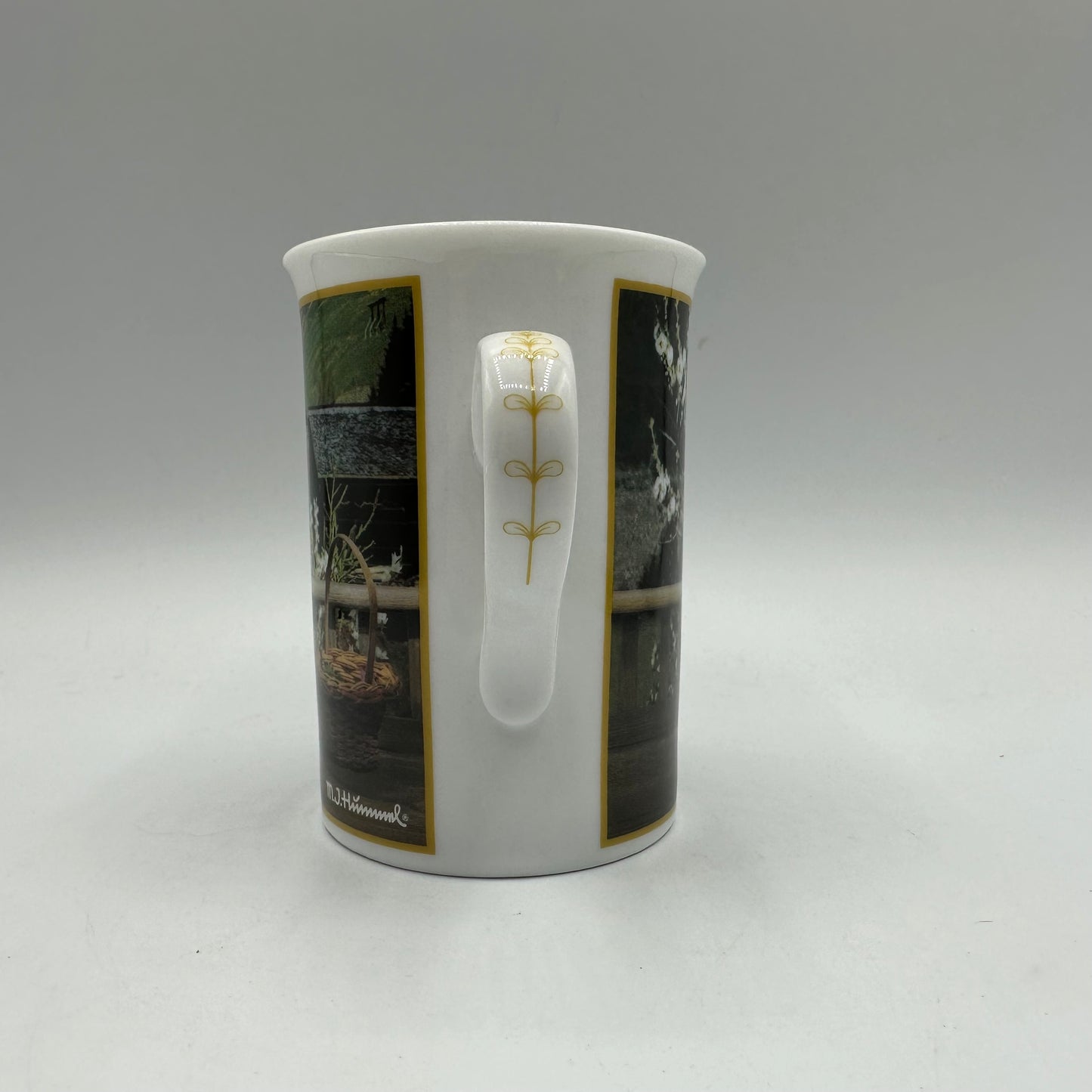 M.I. Hummel Porcelain Collector Mug "July-What's New?" Danbury Mint