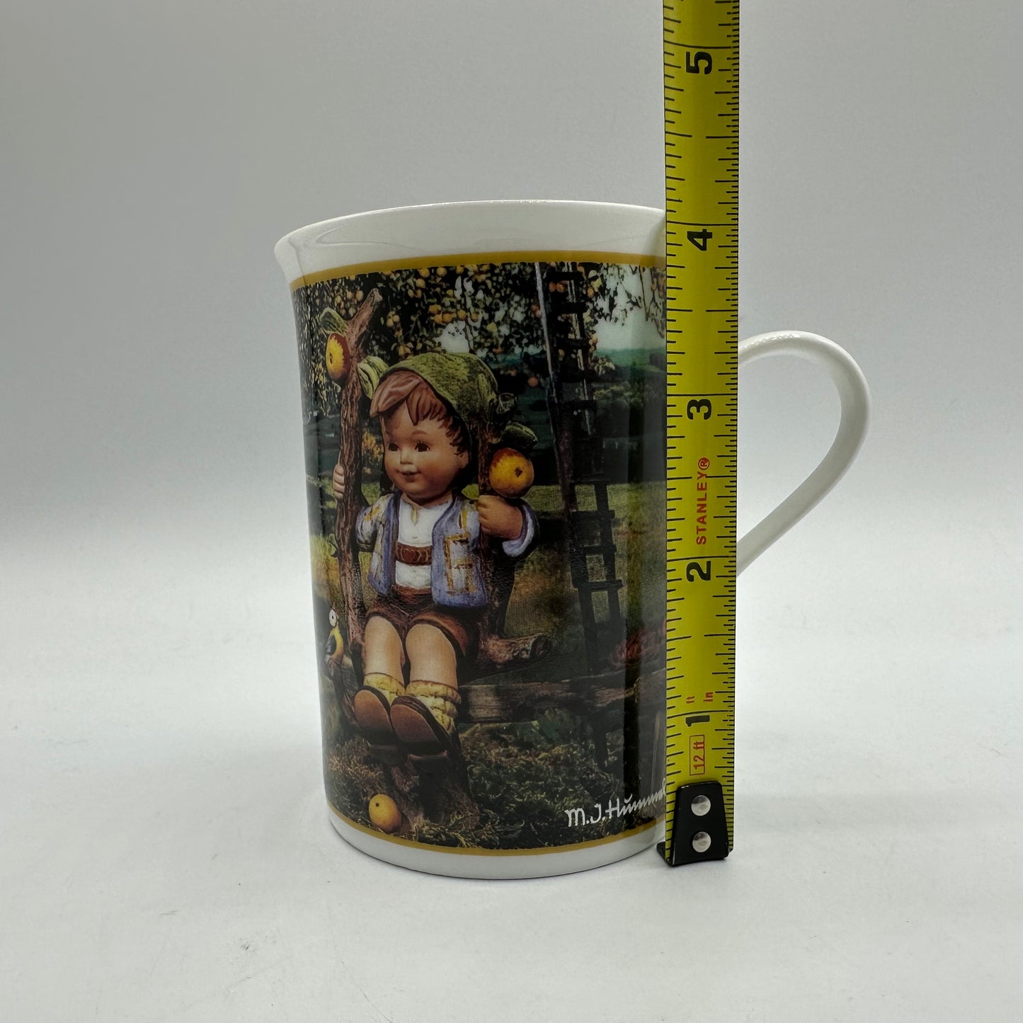 M.I. Hummel Porcelain Collector Mug "October-Apple Tree Boy" Danbury Mint