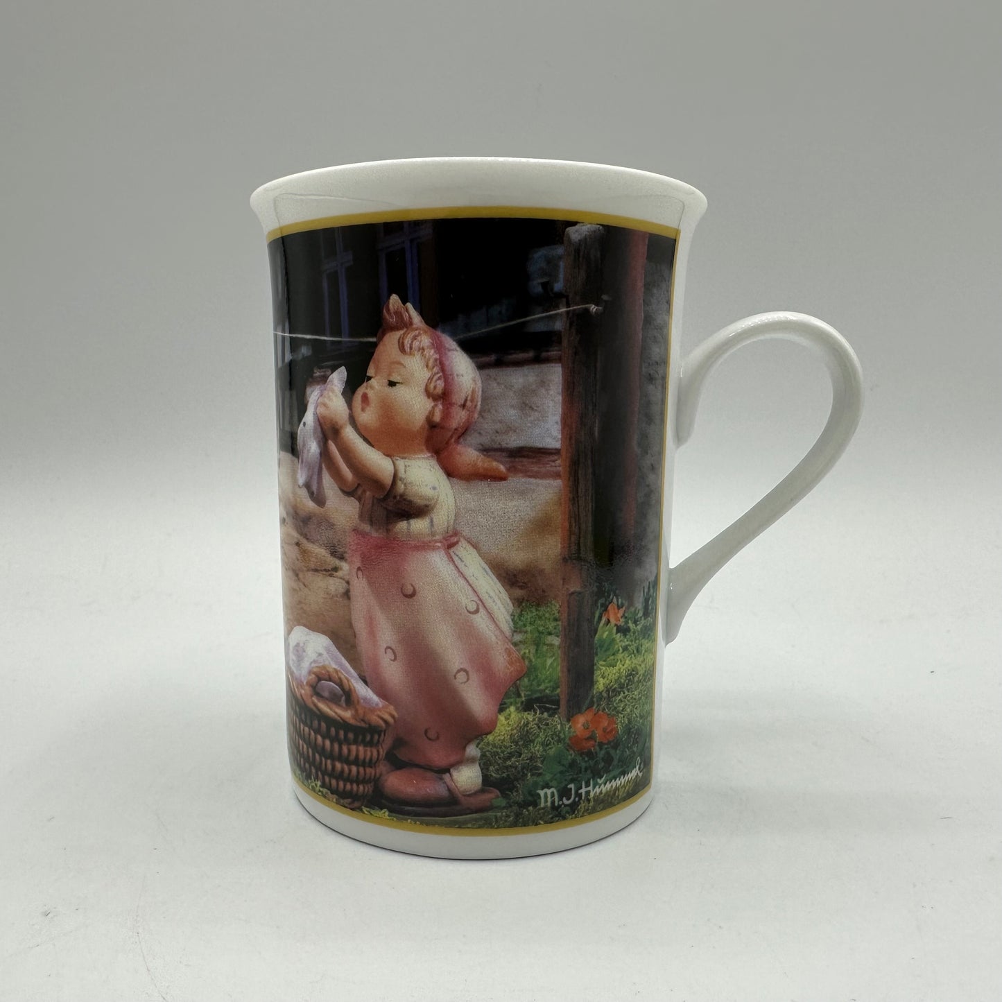 M.I. Hummel Porcelain Collector Mug "March-Wash Day" Danbury Mint