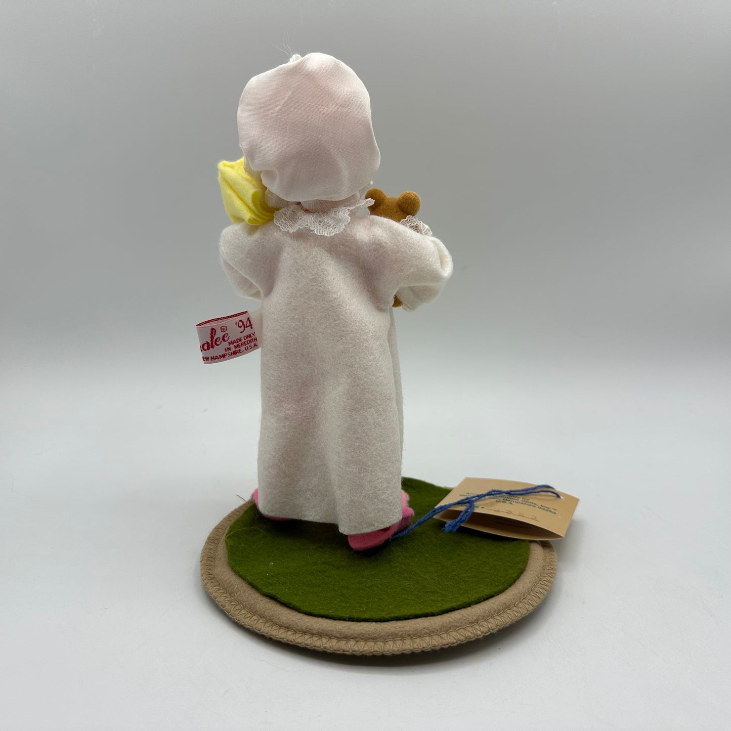Annalee Mobilitee Dolls Girl with Blanket and Teddy Bear 1994