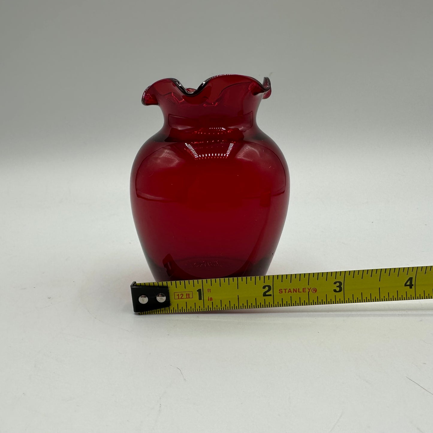 Anchor Hocking Small Bud Vase, Ruby Red, Set of 2